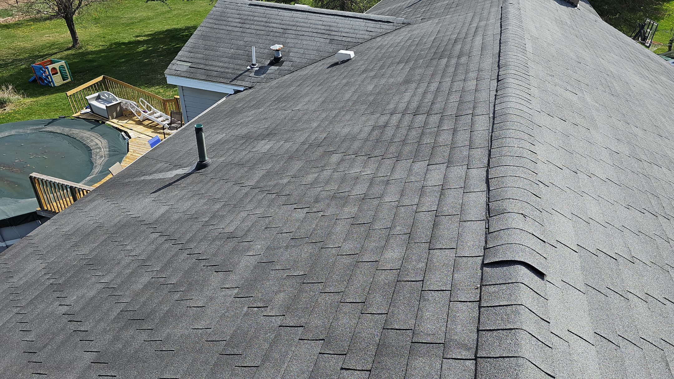 ATLAS PINNACLE HP W/SCOTCHGARD COLOR: BLACK SHADOW by Eagle Eye Roofing