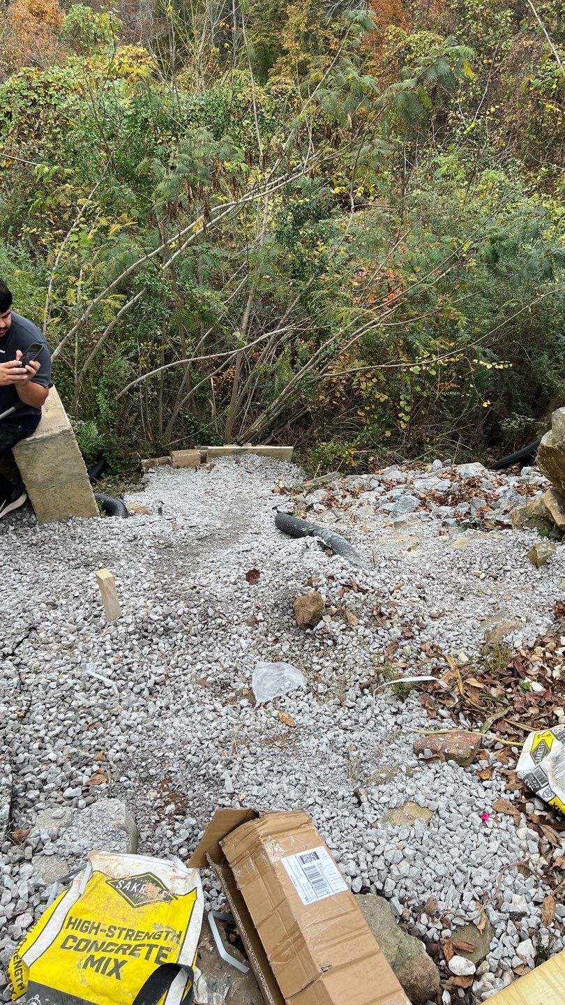 Shades Crest - Deck by Pillar and Pine