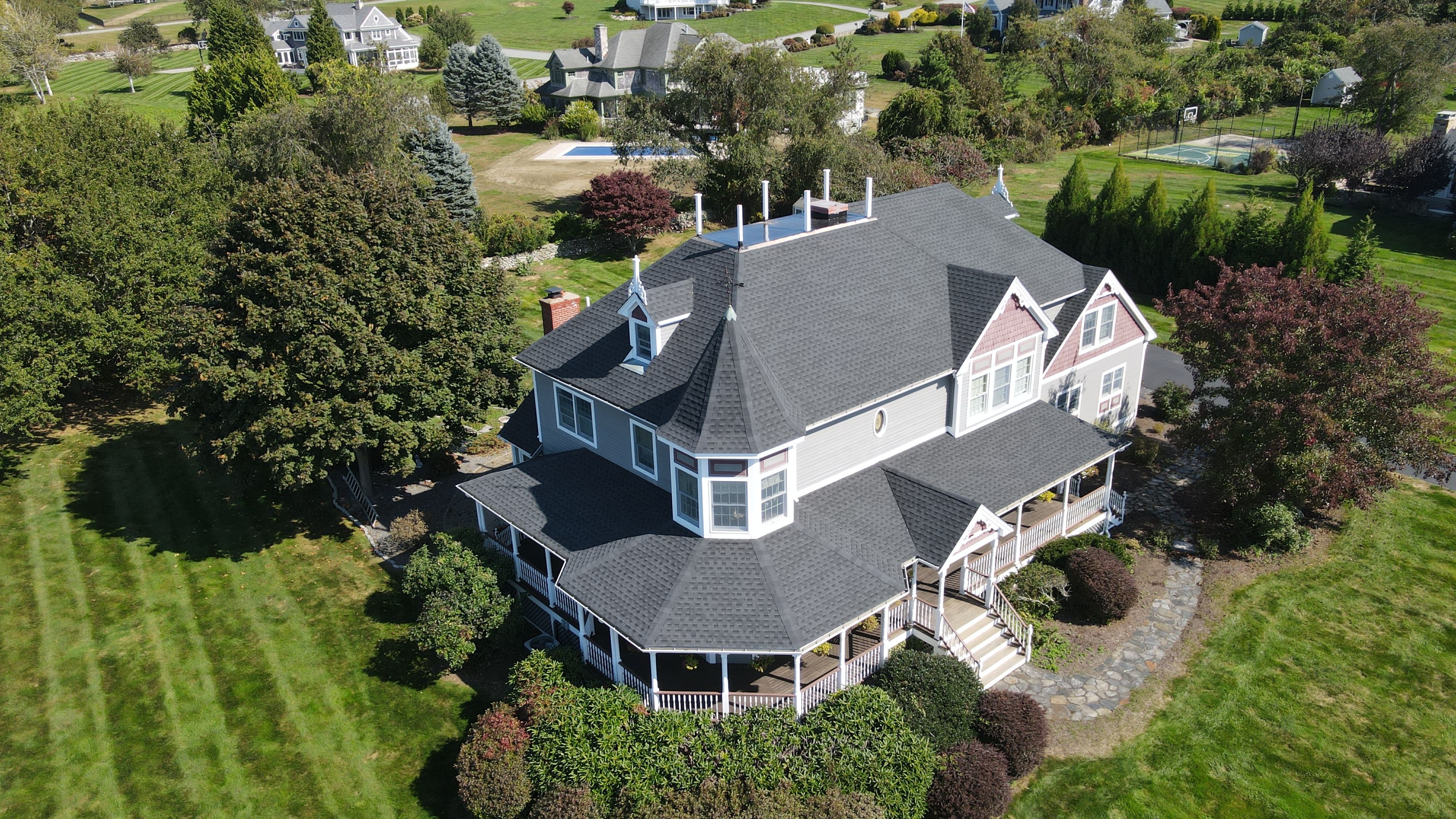 King Charles Oceanview Victorian - Architectural Asphalt by Rinaldi Brothers