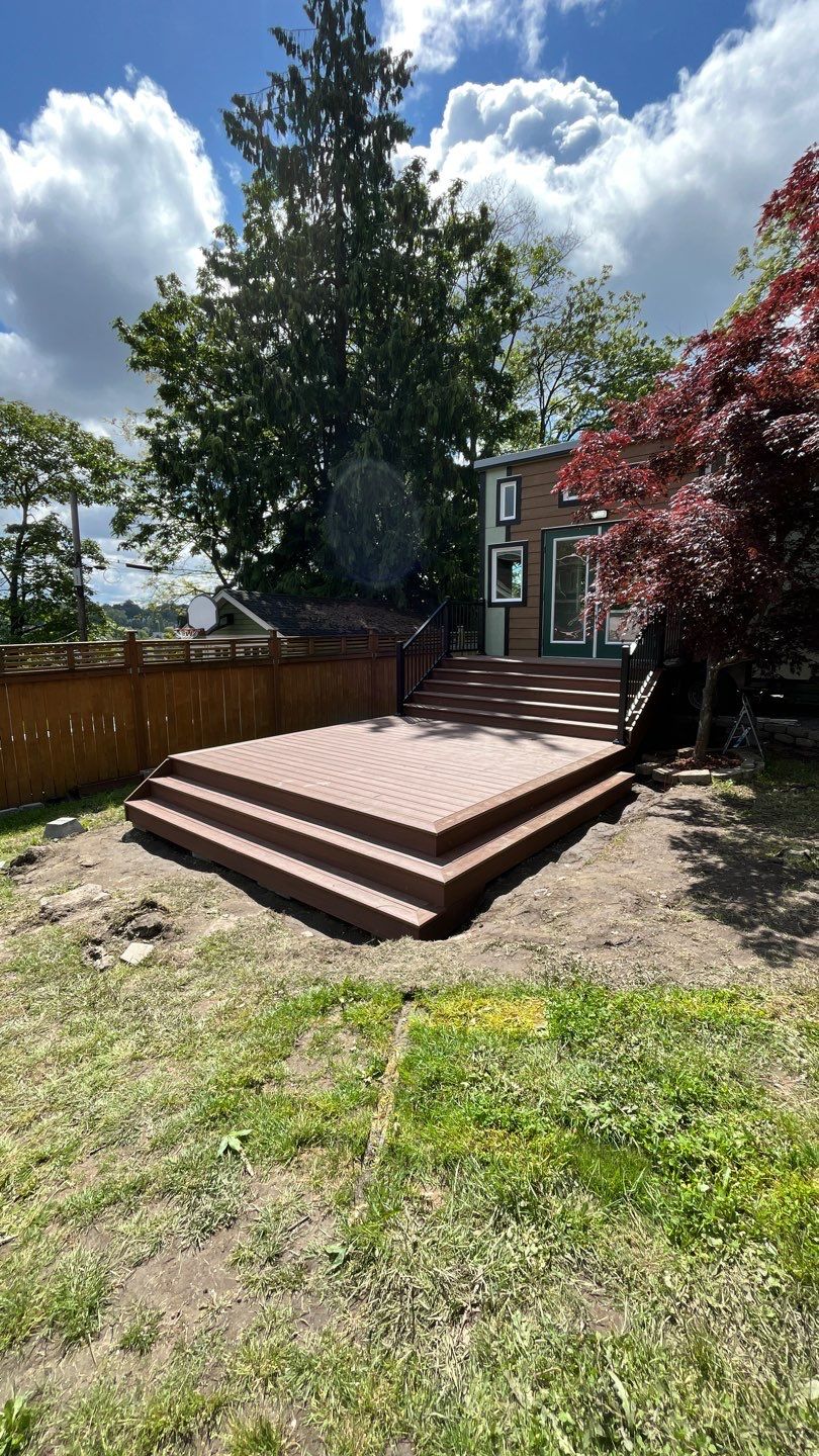 Seattle Decking by Alki deck builders 