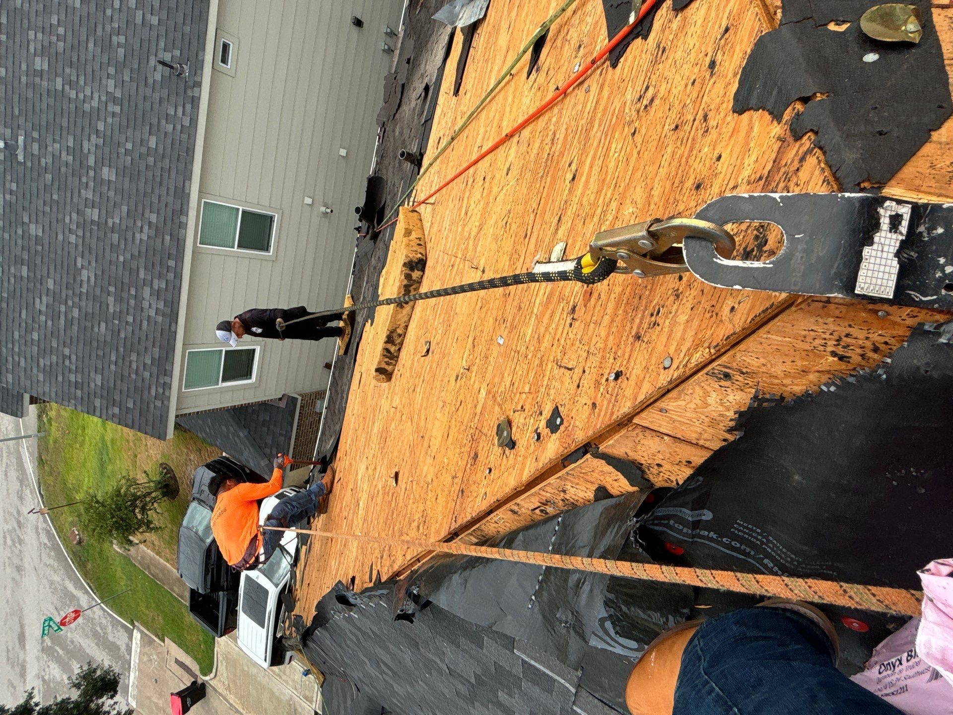 Residential Roofing Installation using Owen's Corning Duration (Lifetime) Shingles by Roof Repair Company