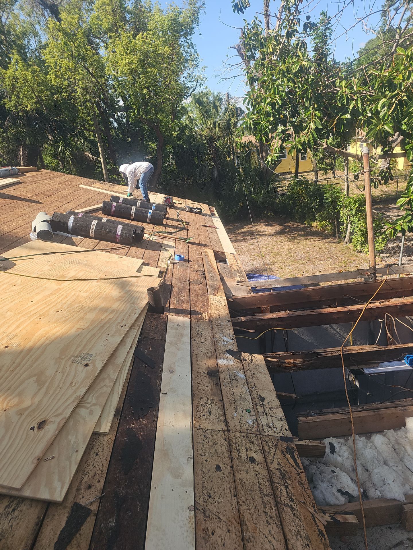 Project in St. Petersburg 33711 by Mitchell Roofing Company LLC 