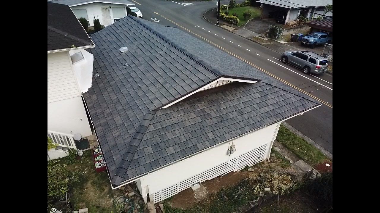 DaVinci Select Shake Conversion with TPO Cricket - Moanaloa Valley by First Class Roofing LLC