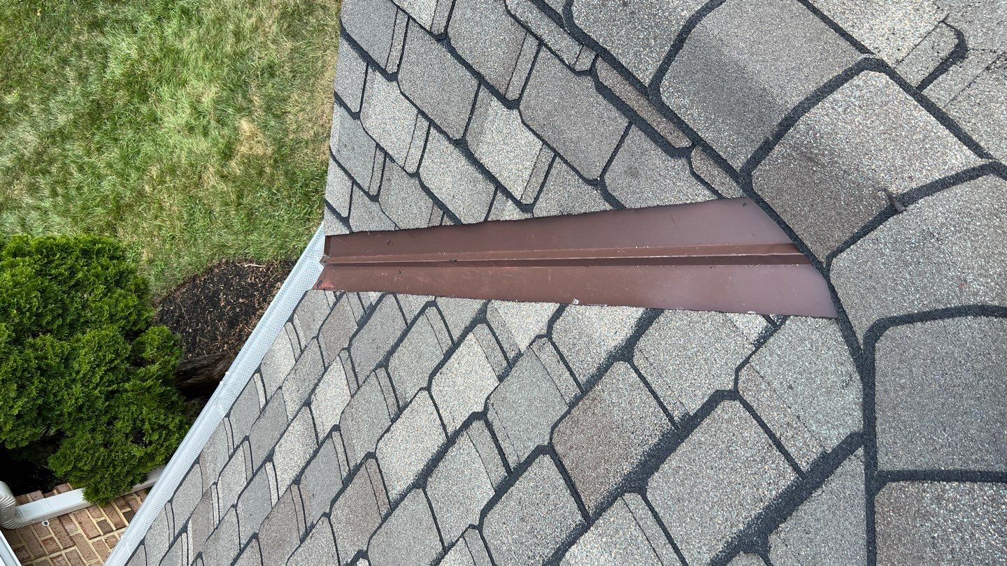 Roof Replacement using Certainteed Grand Manor Shingles by American Home Contractors