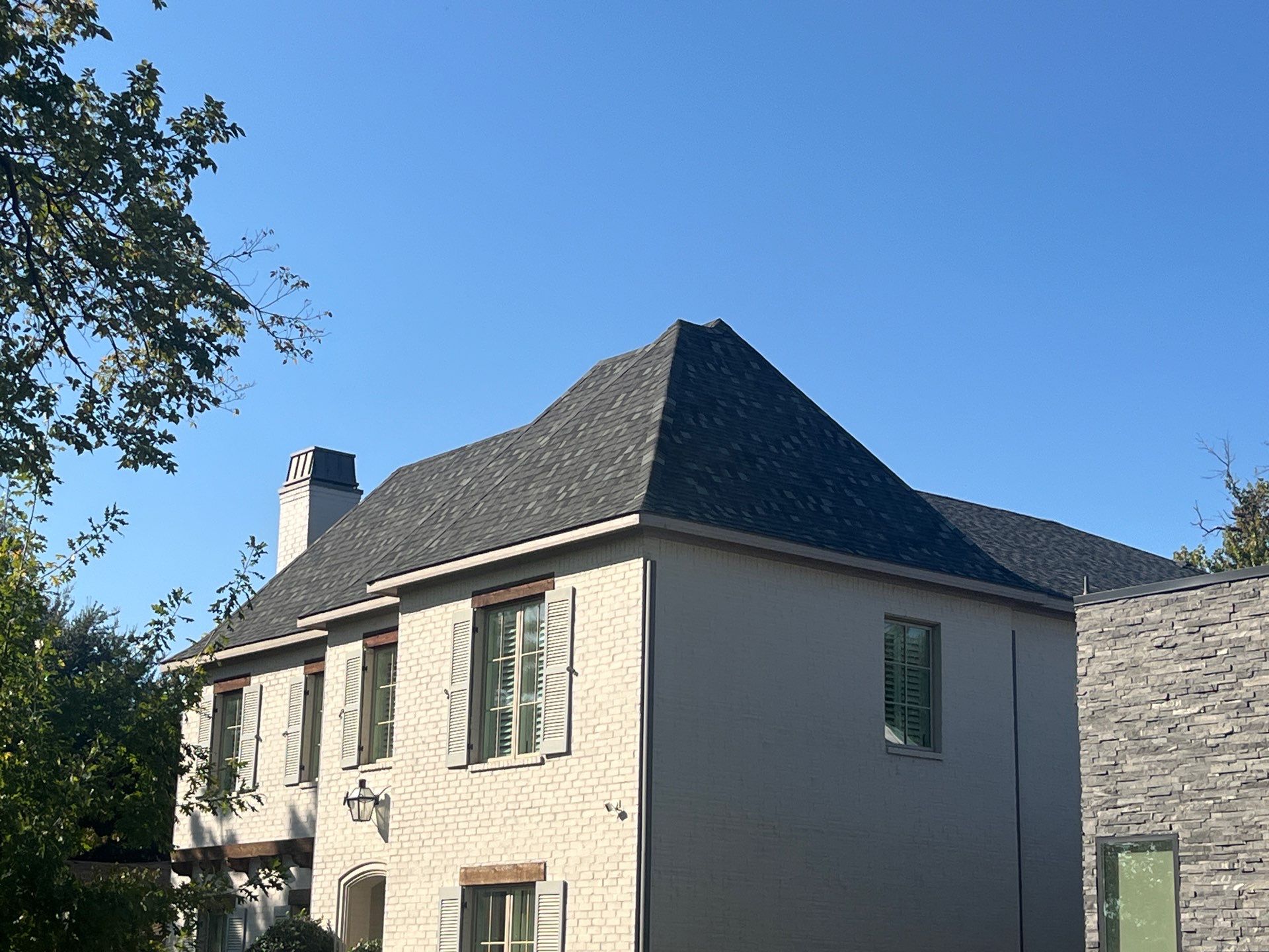 TAMKO Thunderstorm Grey-White Brick  by Tejas Roofworks + Restoration