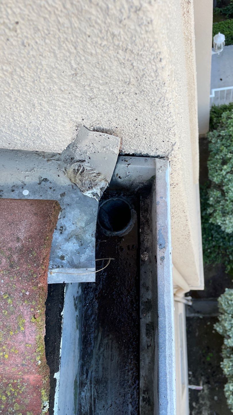 12-Unit HOA Gutter Cleaning in San Jose by All One Solar Shine
