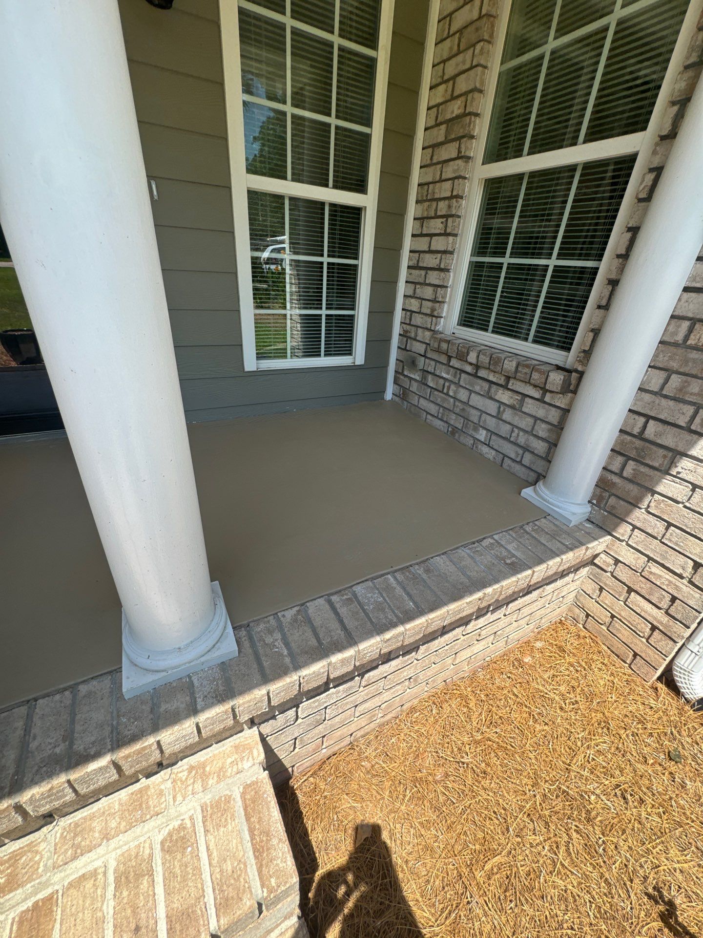 Concrete using AcryFin by DuraSeal