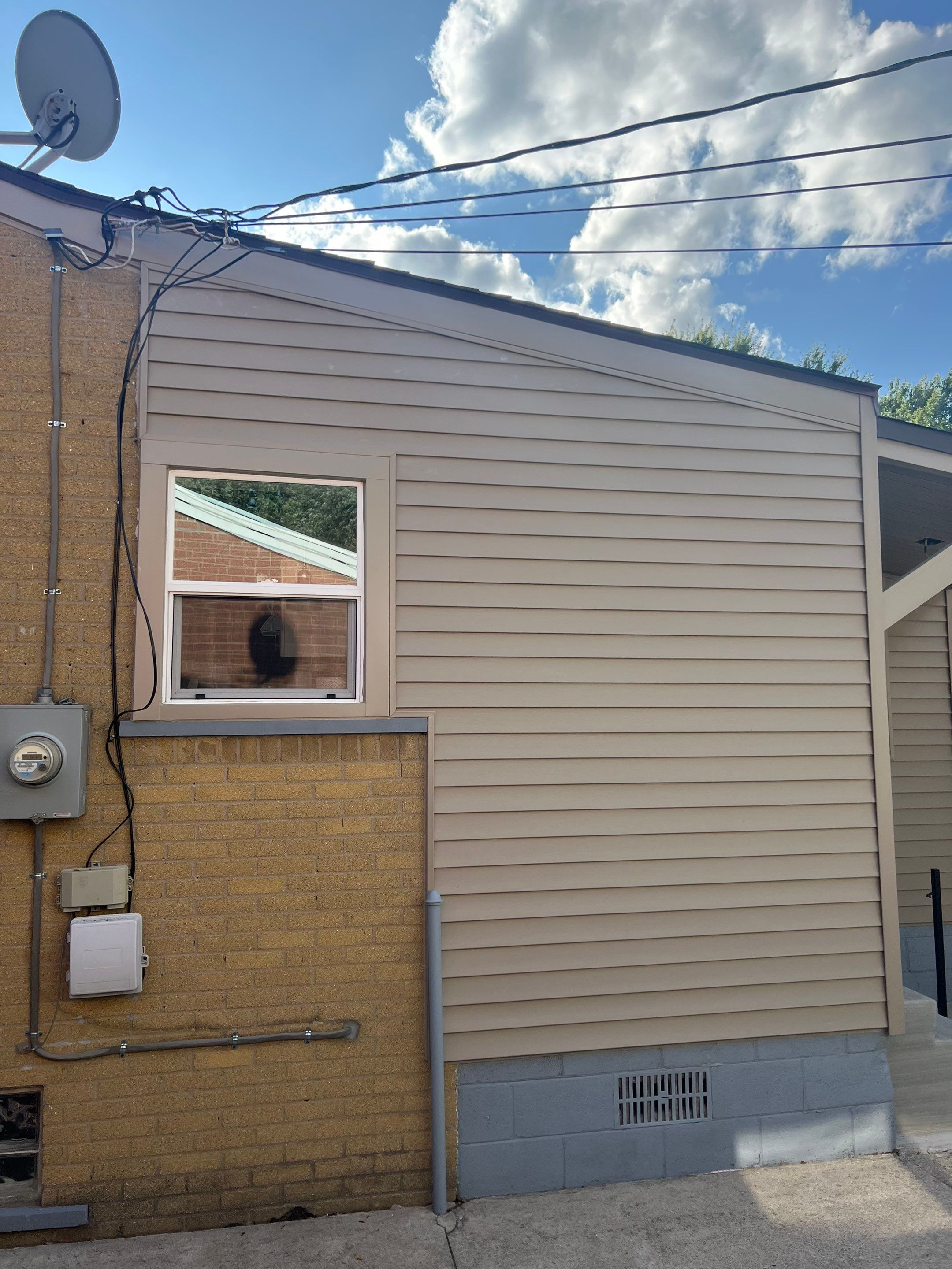 Siding Replacement using Alside Odyssey D4" Tuscan Clay by 180 Contractors