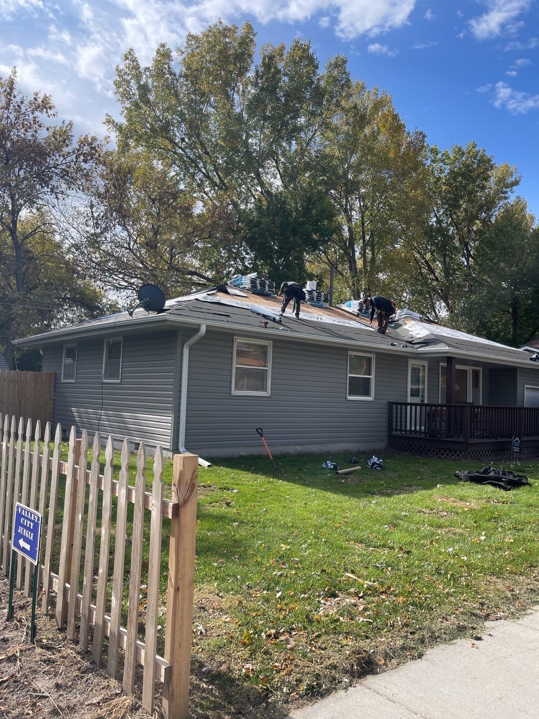 Residential Roof, Siding and Gutters using IKO Dynasty Castle Grey by Lightning Exteriors