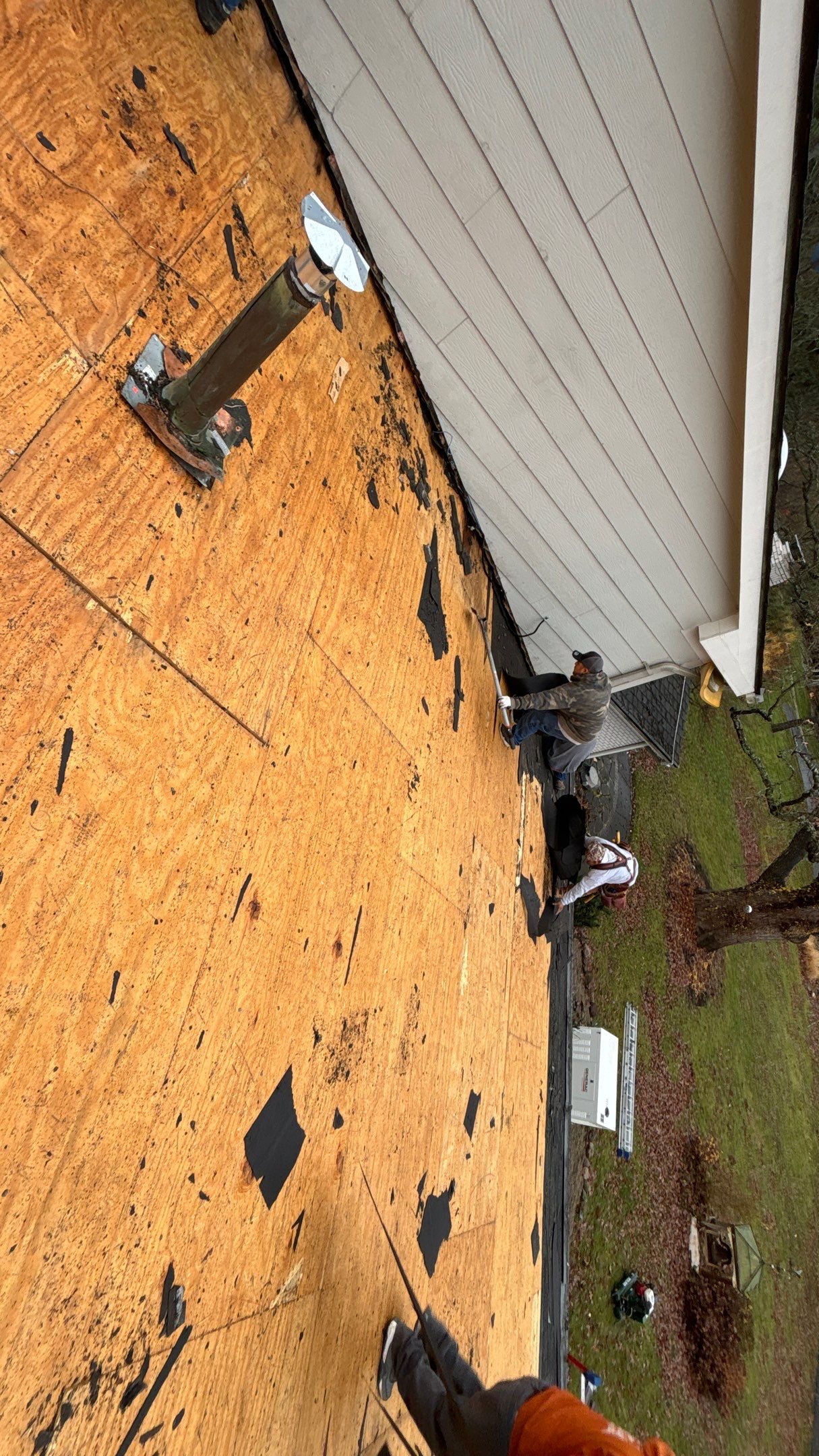 Roof Replacement using Certainteed HD Moire Black by 180 Contractors