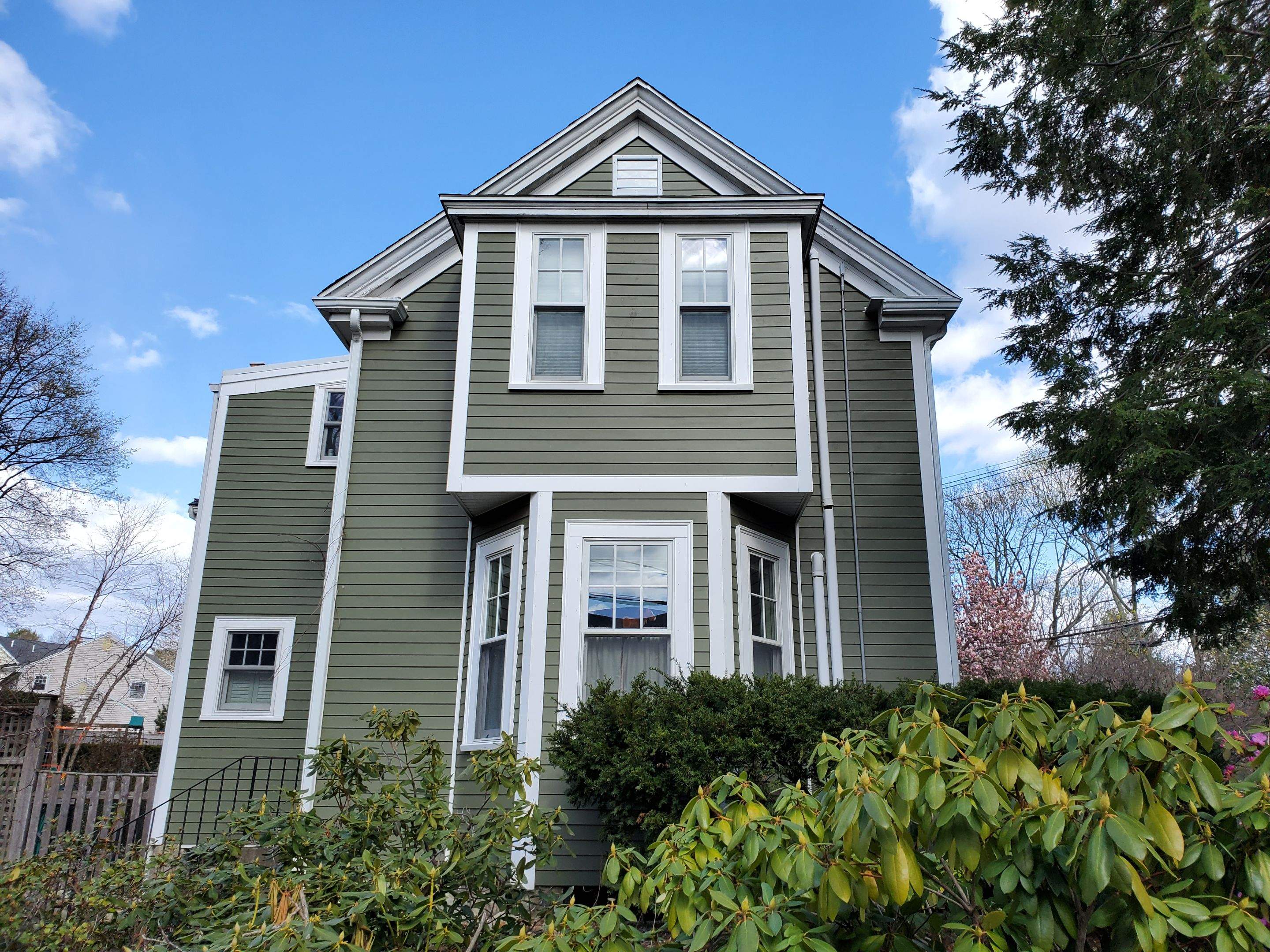 Siding Installation using James Hardie by UBrothers Construction