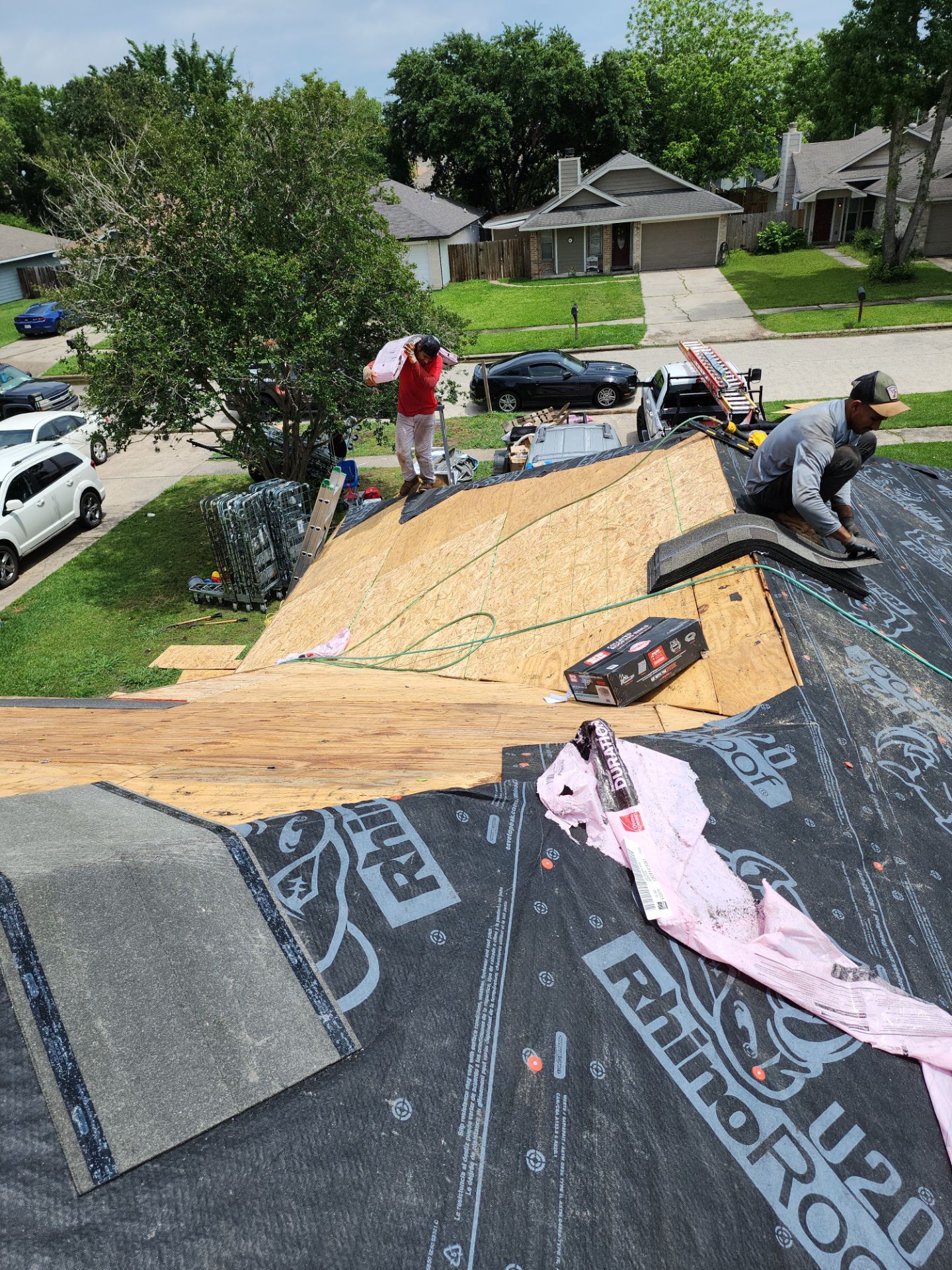 Residential Roofing Installation using Owen's Corning Duration (Lifetime) Shingles by Roof Repair Company