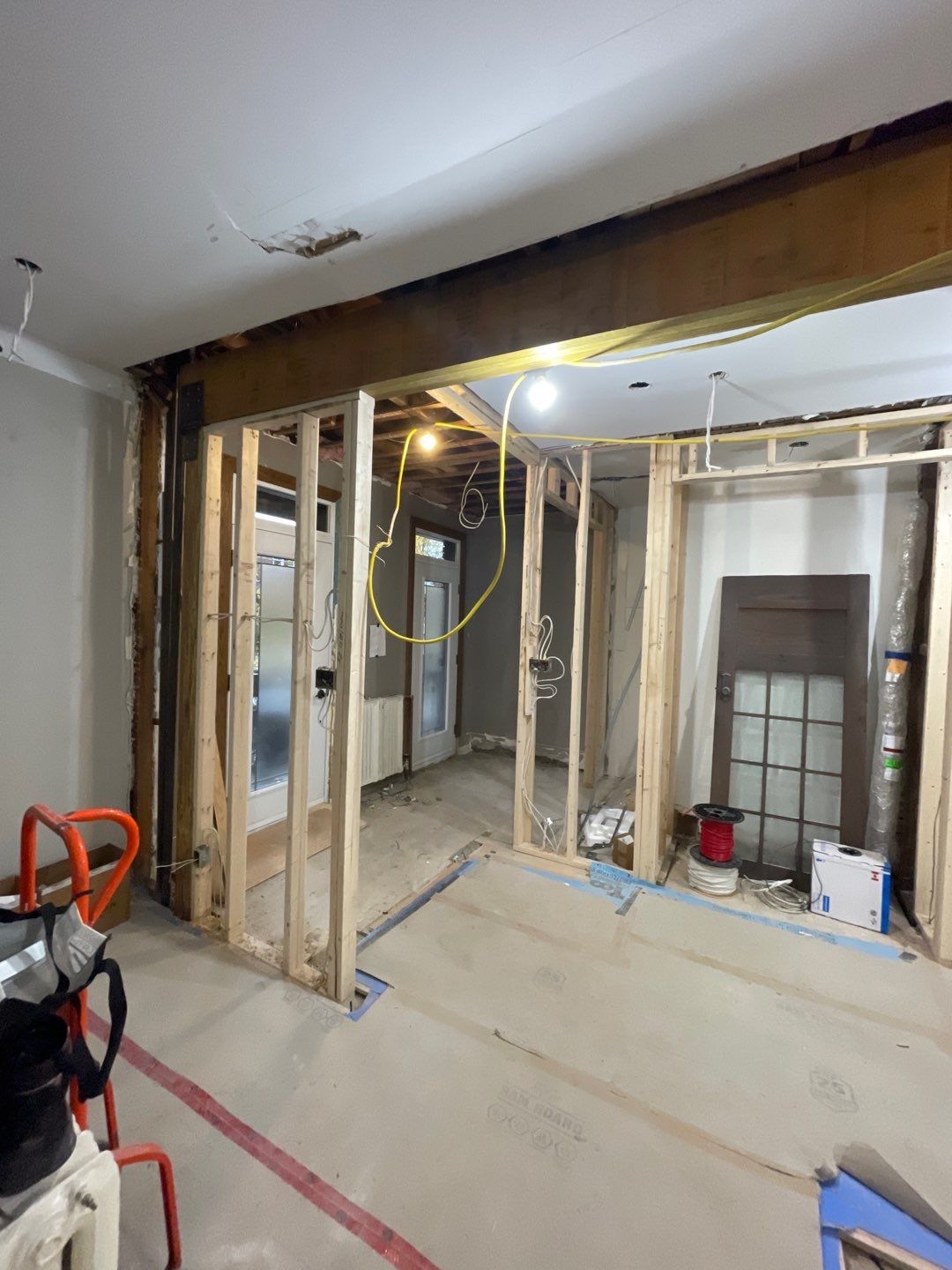 Boarding up by Eco-Nature Construction Inc.