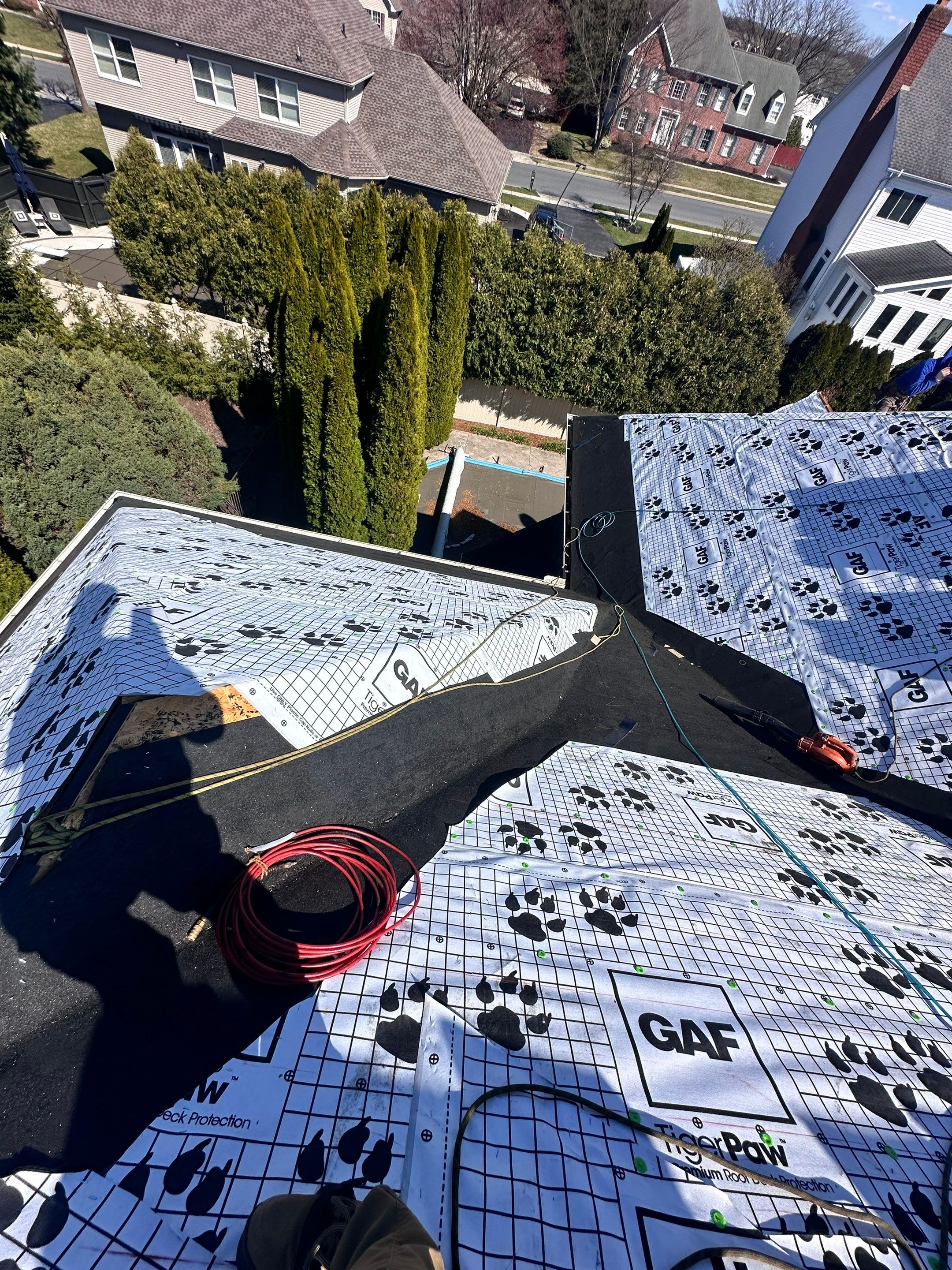 Residential Roofing Installation using Gaf Hdz Architectural Shingle by Teflon Roofing