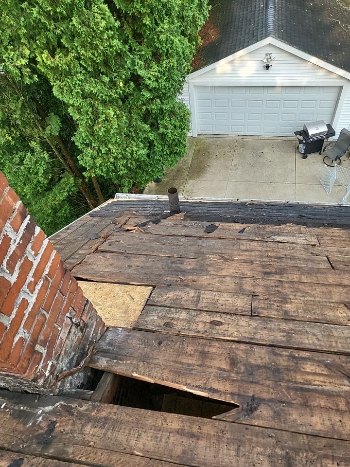 ATLAS PINNACLE COLOR: BLACK SHADOW by Eagle Eye Roofing