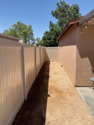 Fence Installation using Vinyl