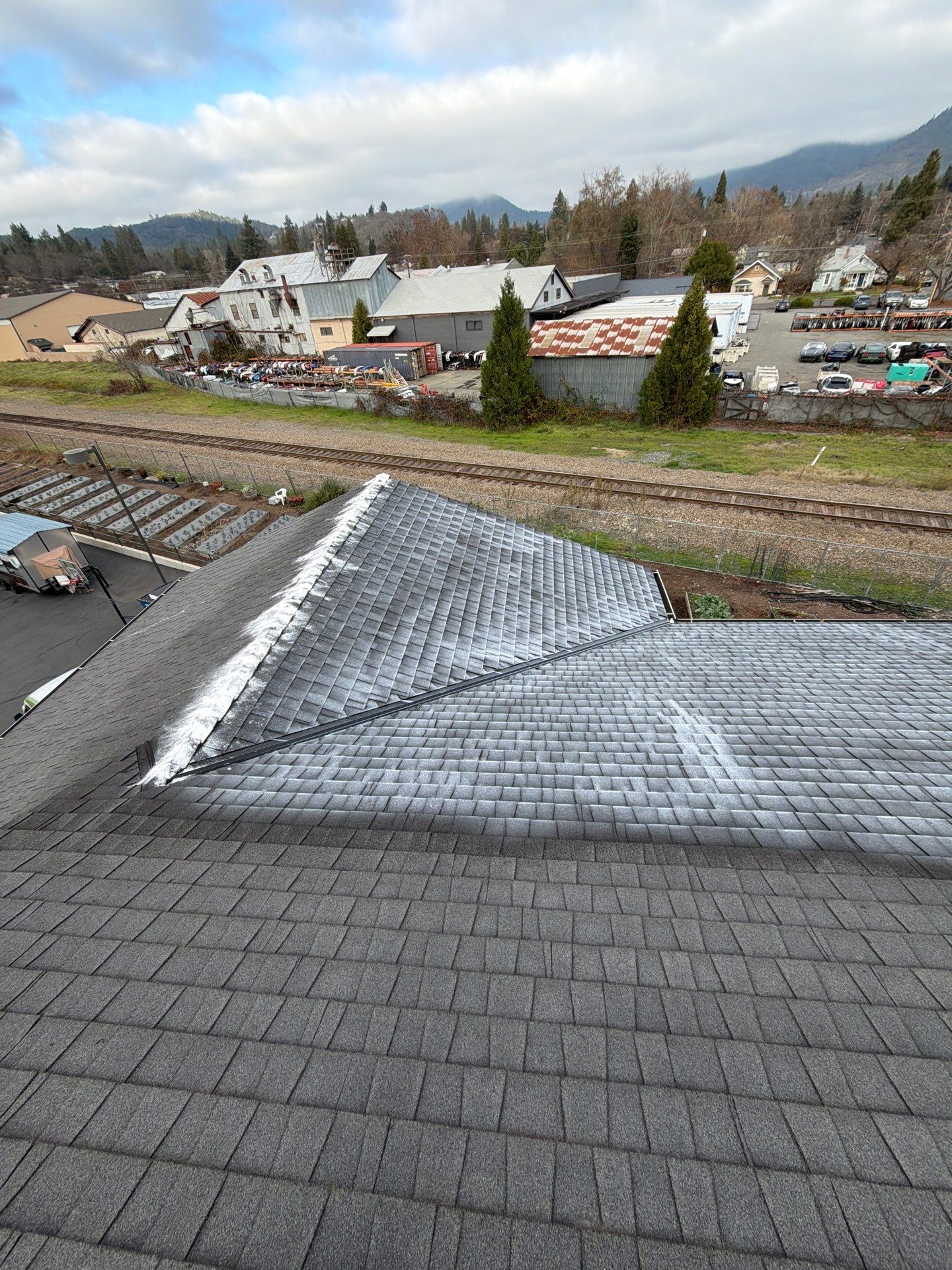 Project in Grants Pass by Roof Maxx of Grants Pass