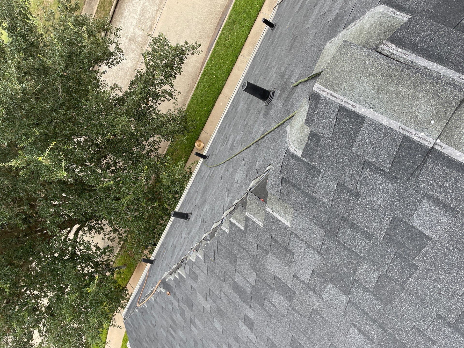 Residential Roofing Installation using Owen's Corning Duration (Lifetime) Shingles by Roof Repair Company