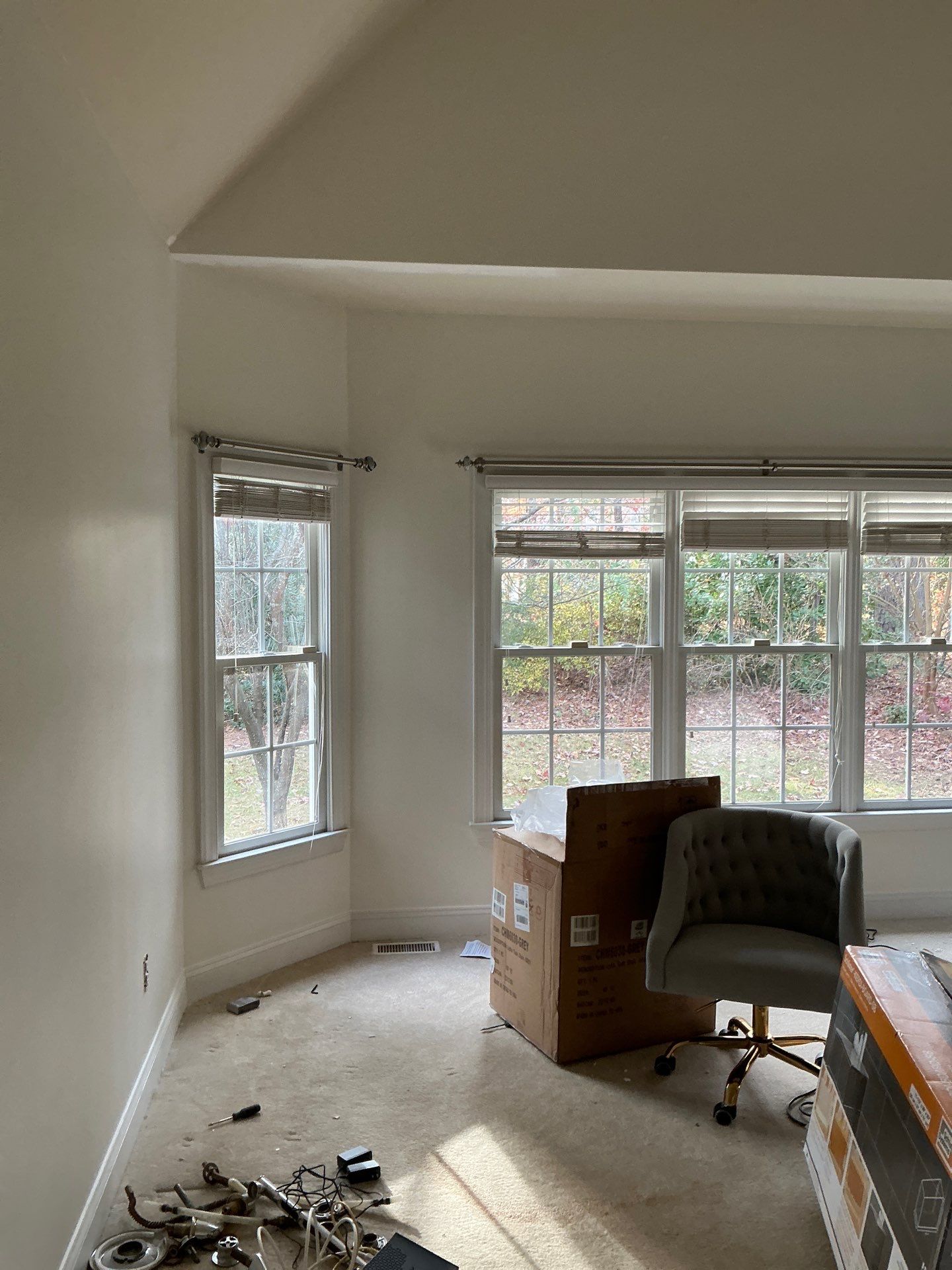 Inteiro painting and Cabineted painting by GonzalezPainters & Contractors Inc 