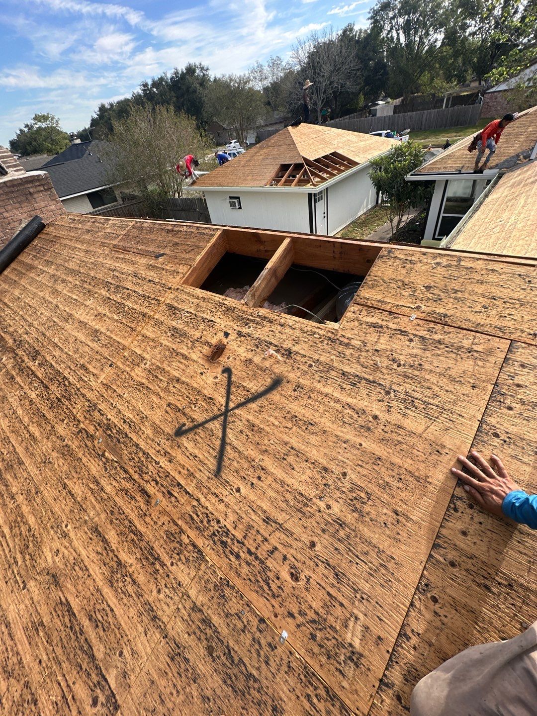 Residential Roofing Installation using Owen's Corning Duration (Lifetime) Shingles by Roof Repair Company