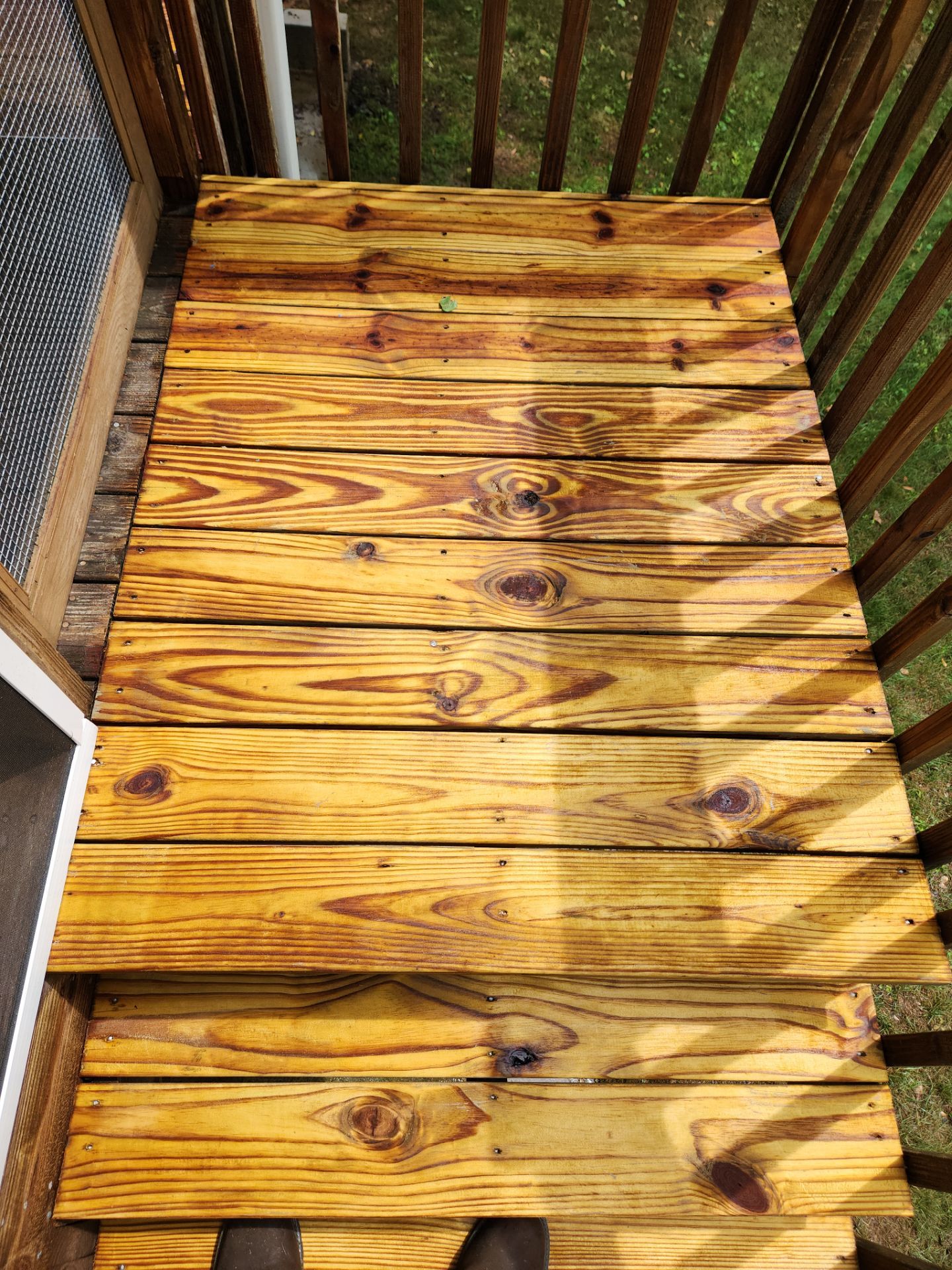 Deck using Wood Sealant by DuraSeal