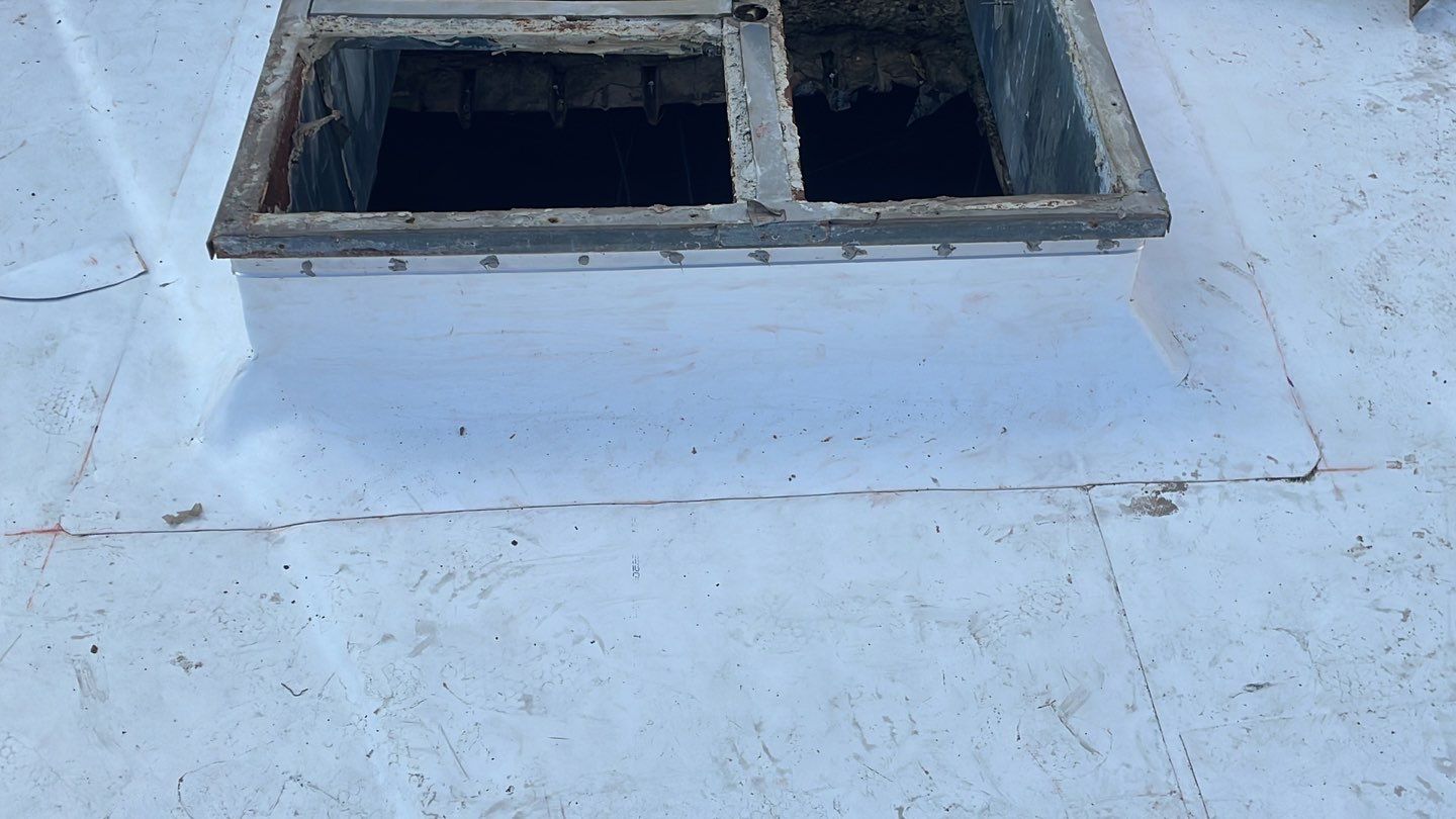 TPO THAI TOP by Bayfront Roofing and Construction