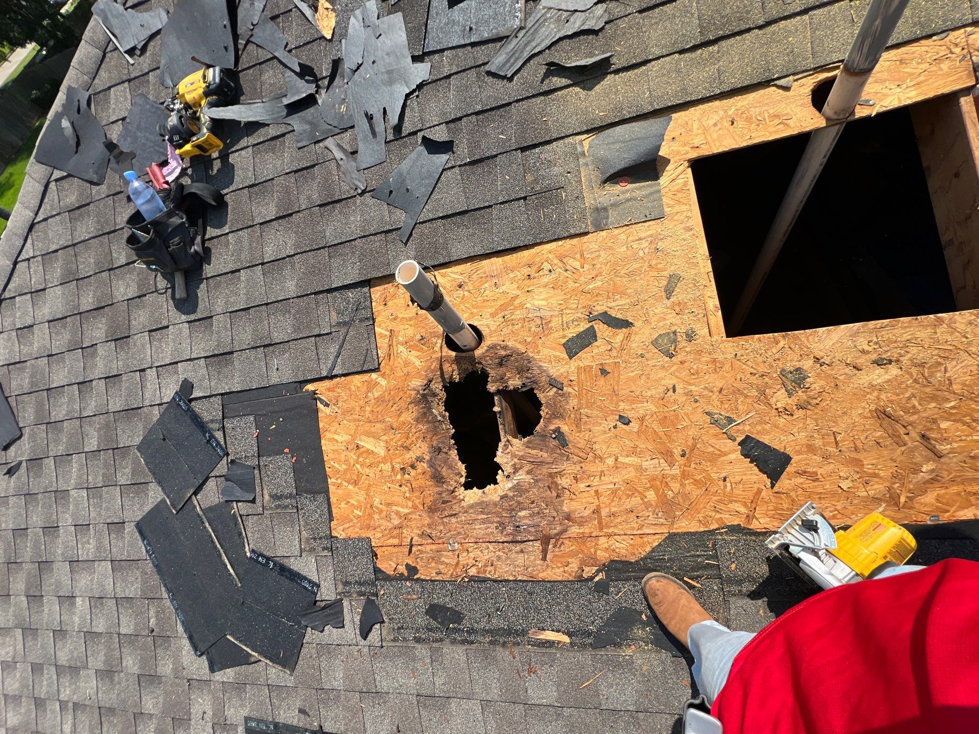 Hail Damage using Owen's Corning Duration (Lifetime) Shingles by Roof Repair Company