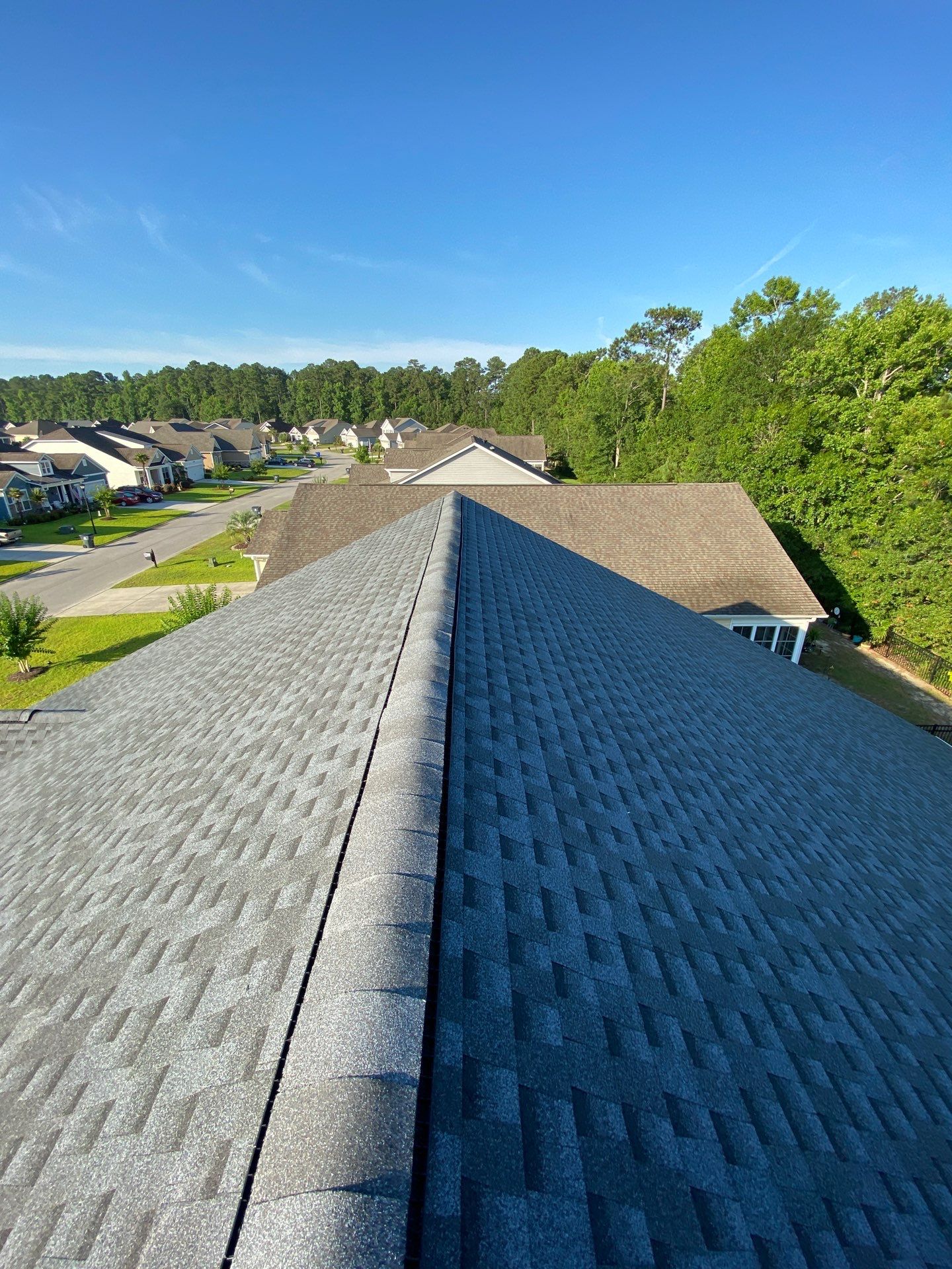 GAF HDZ- Pewter by Linta Roofing