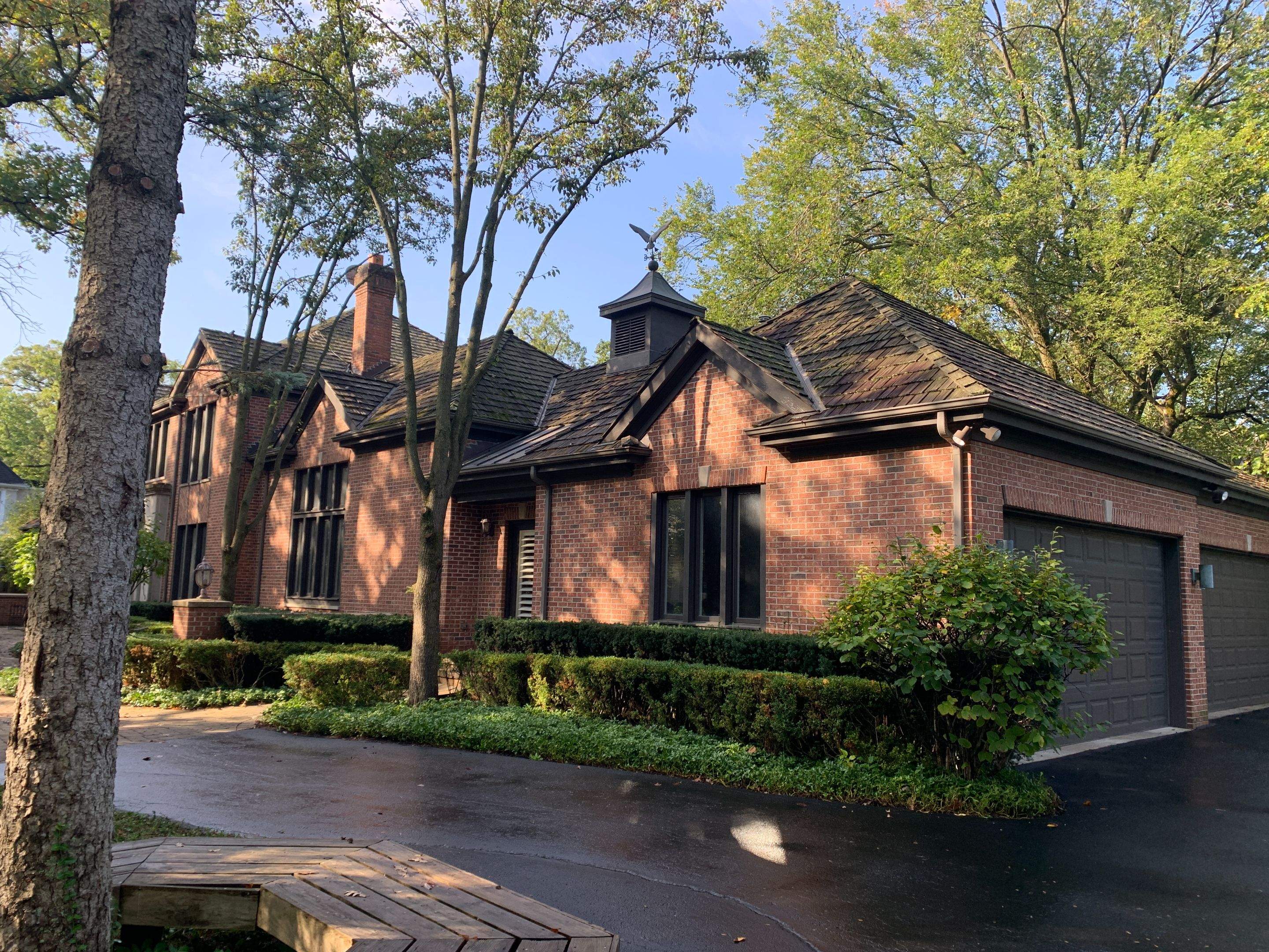 DaVinci Slate Installation with Copper Valleys by Custom Installations, Inc.