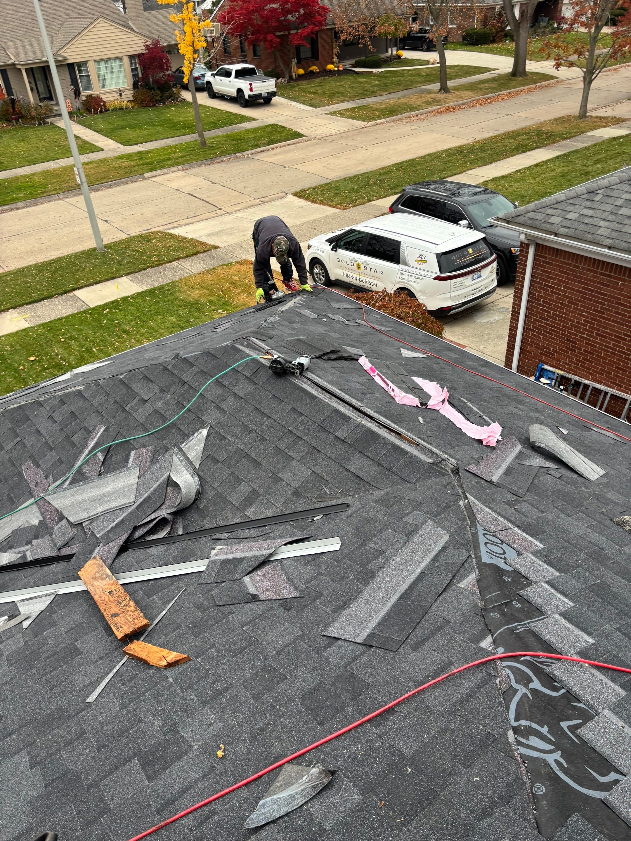 Roof Replacement using Owens Corning Onyx Black by 180 Contractors