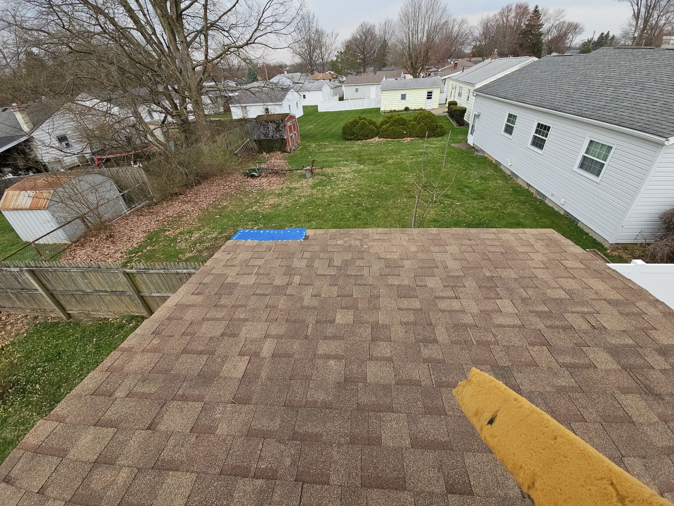 ATLAS PINNACLE COLOR: WEATHERED WOOD by Eagle Eye Roofing