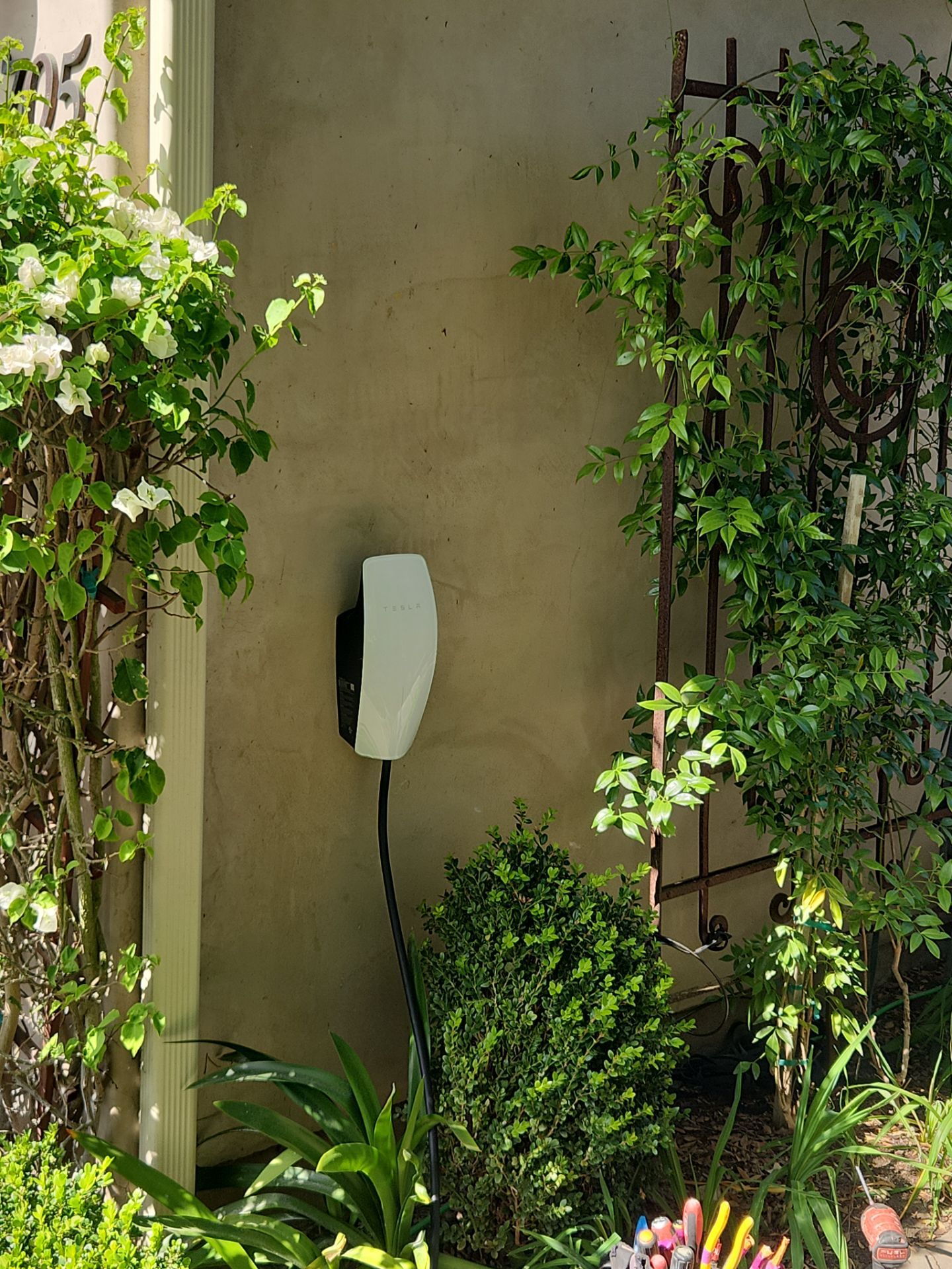 Residential Solar With FranklinWH Batteries by Sunrise 805