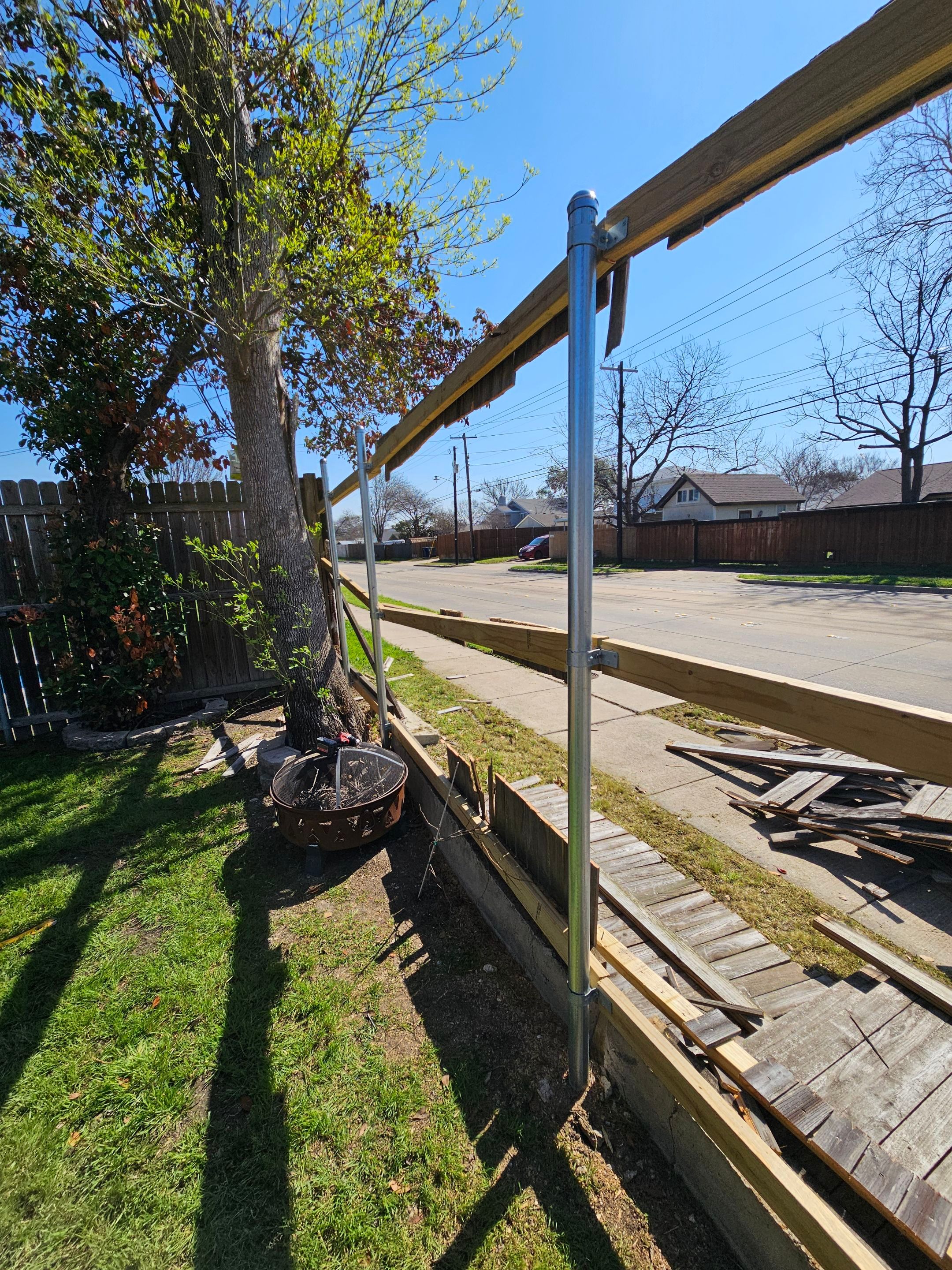 Laminate floor & fence by EL-GC LLC 