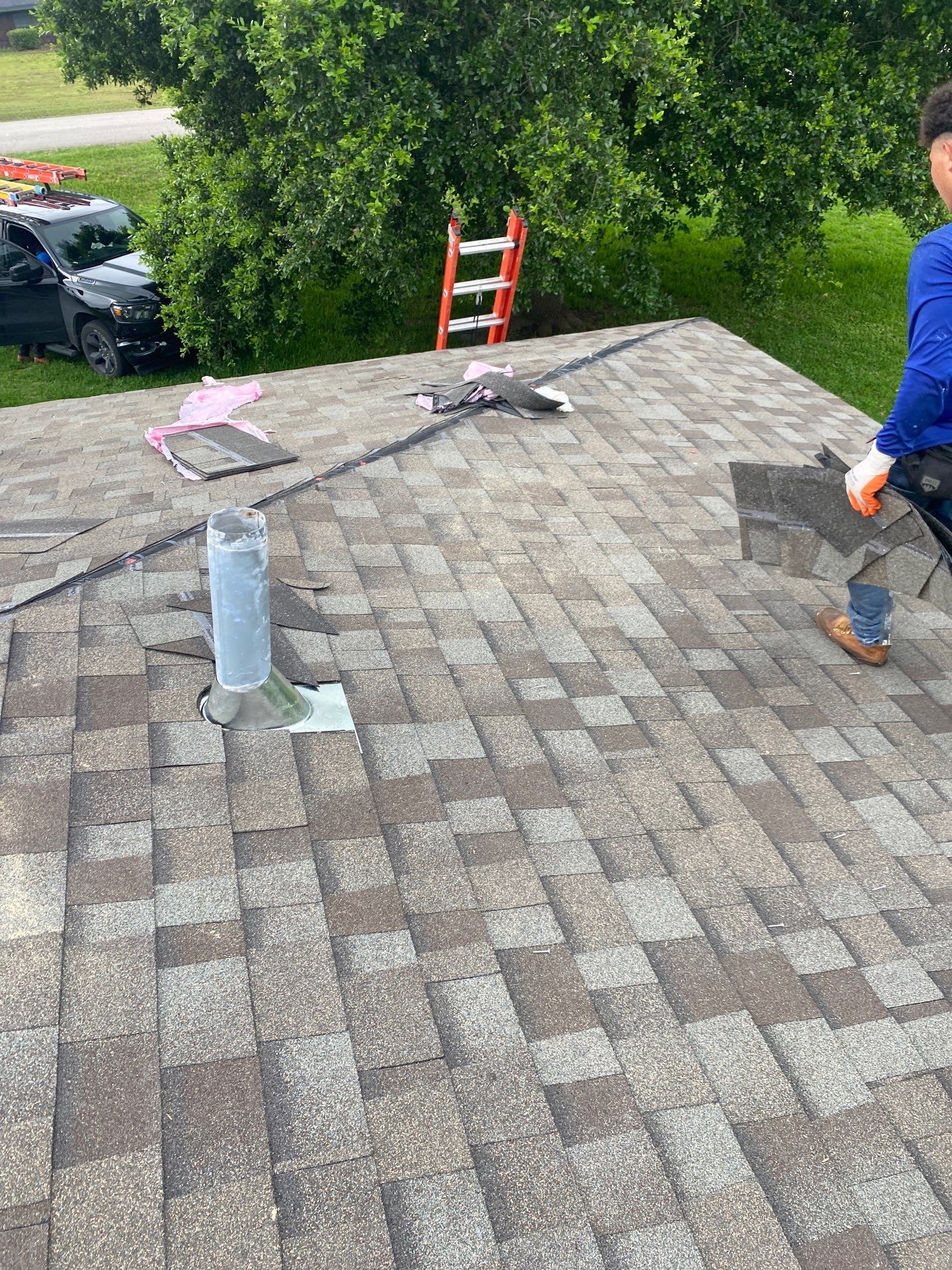 Residential Roofing Installation using Owen's Corning Duration (Lifetime) Shingles by Roof Repair Company