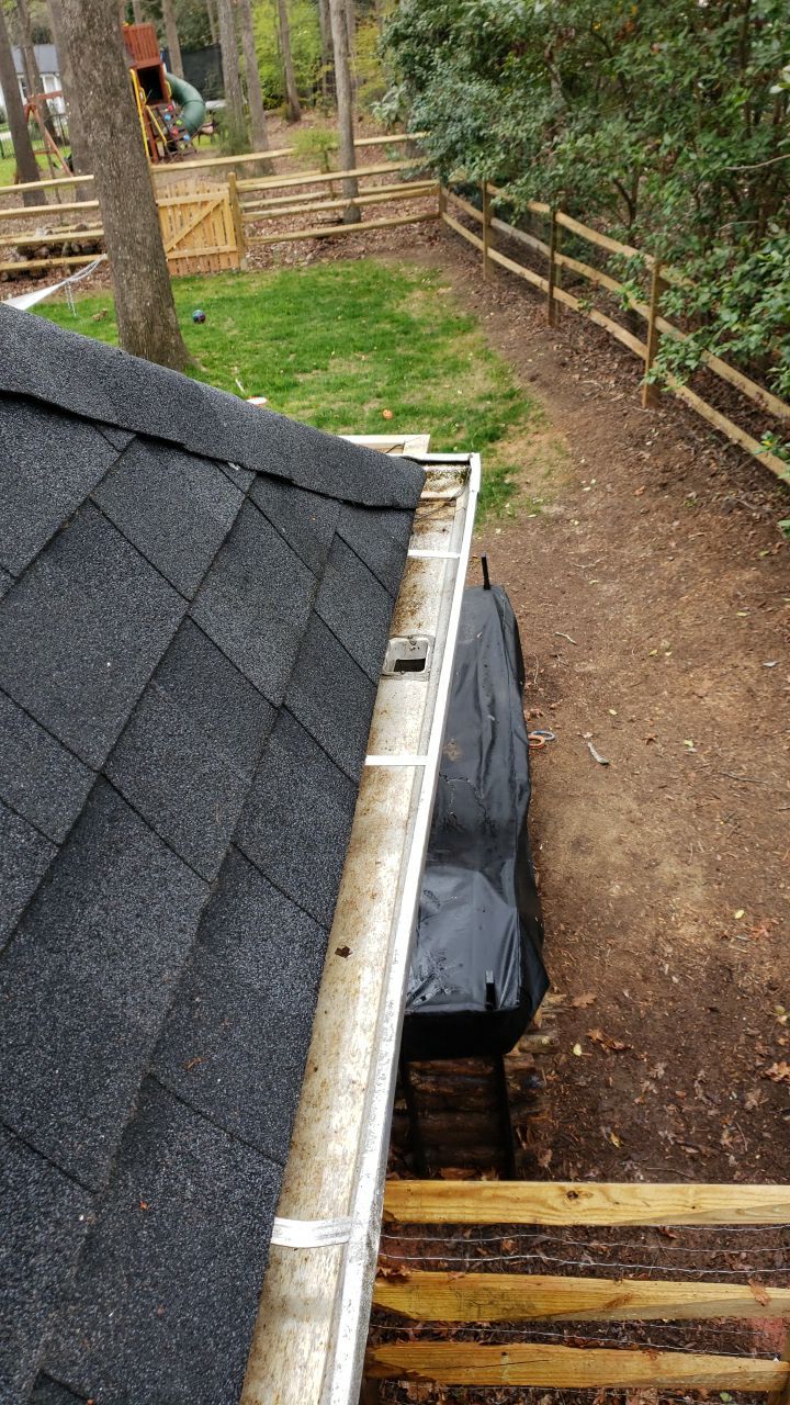 House Wash using cleaner by Power Wash Masters LLC