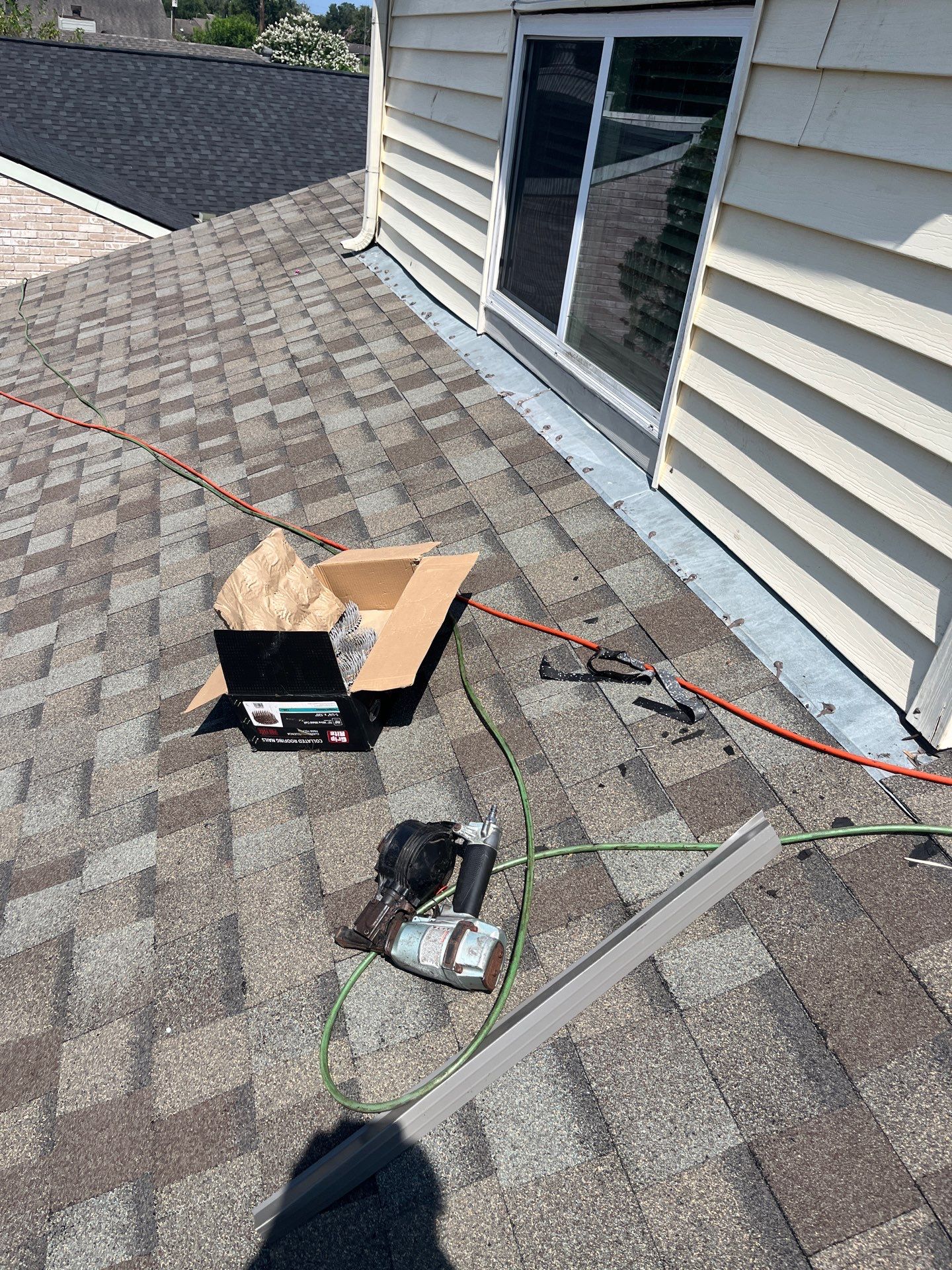 Residential Roofing Installation using Owen's Corning Duration (Lifetime) Shingles by Roof Repair Company