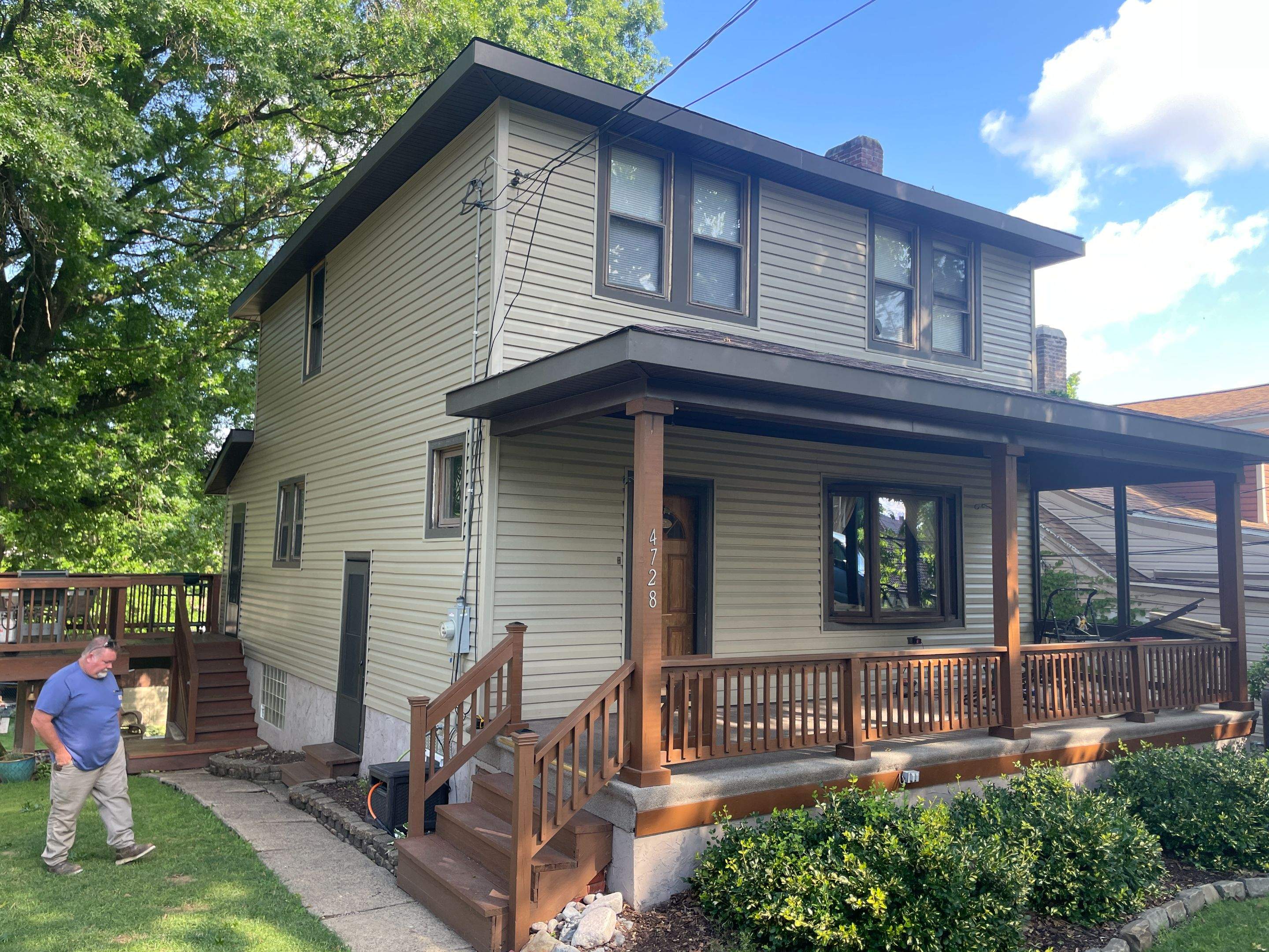 Provia Willowbrook and James Hardie Siding Installation in Pittsburgh by Ideal Siding Pittsburgh
