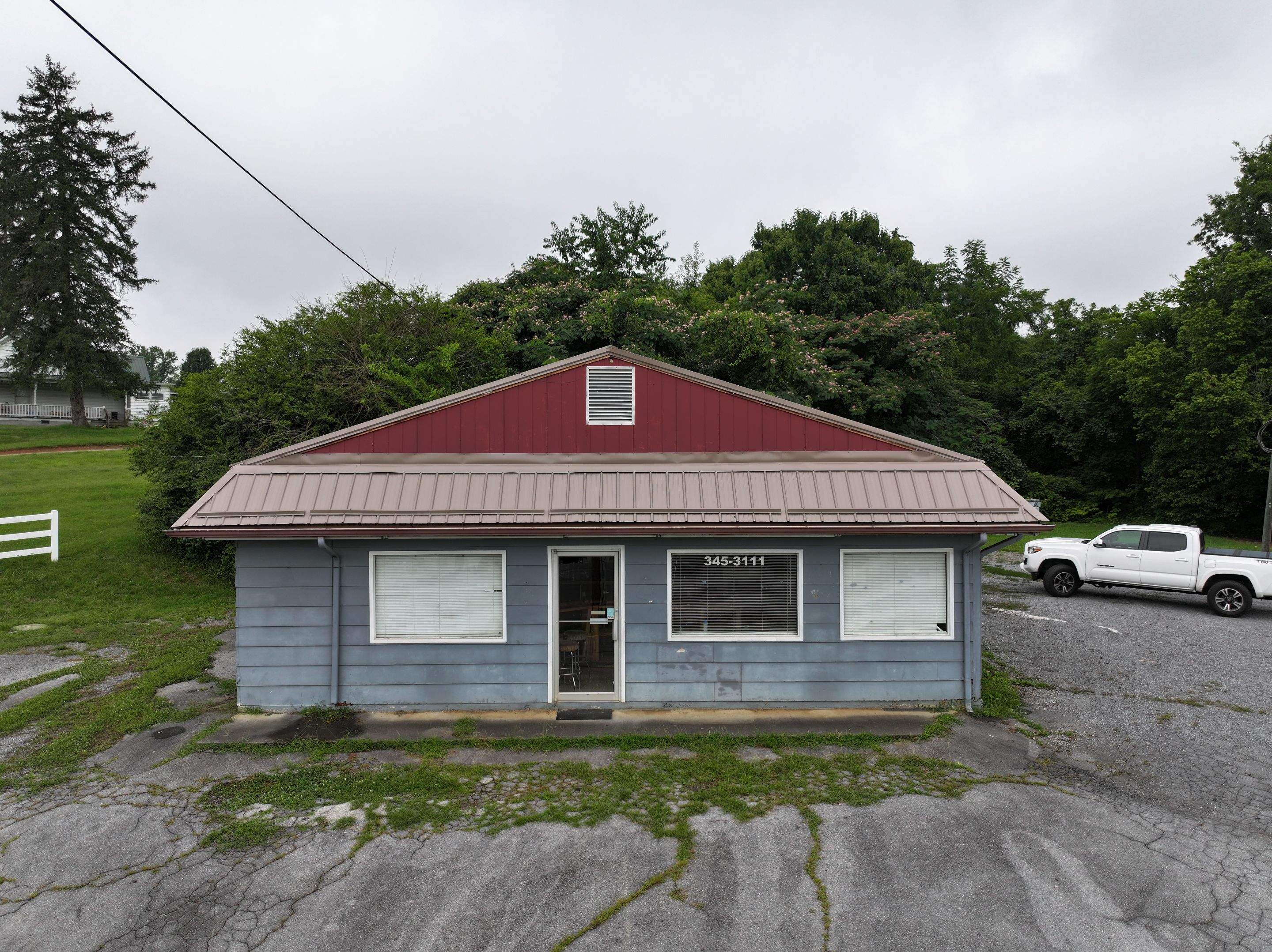 Hixson Commercial Property  by Omnia Roofing