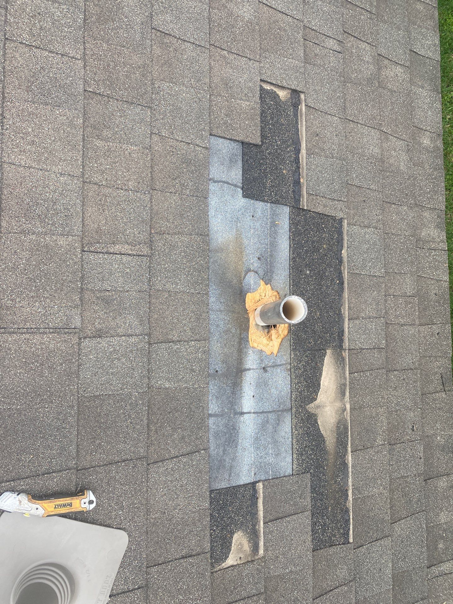 Hail Damage using Owen's Corning Duration (Lifetime) Shingles by Roof Repair Company