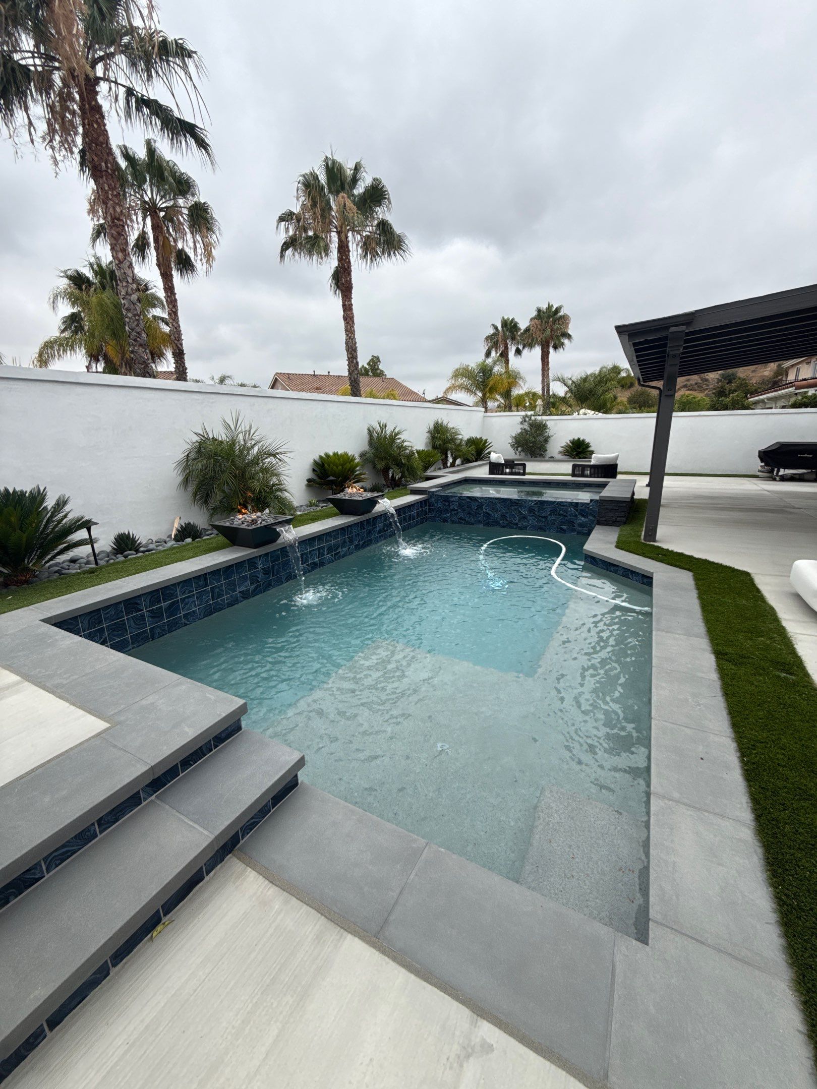 Project in Castaic by Thomas Pools