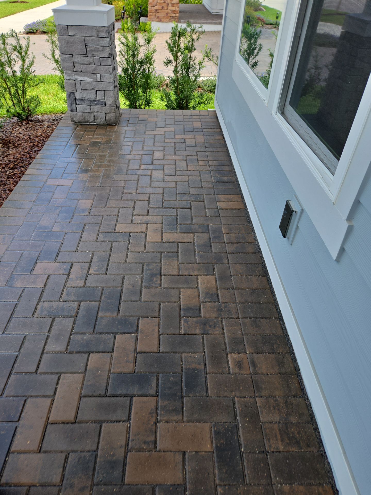 Paver Driveway using Concrete Sealant by DuraSeal