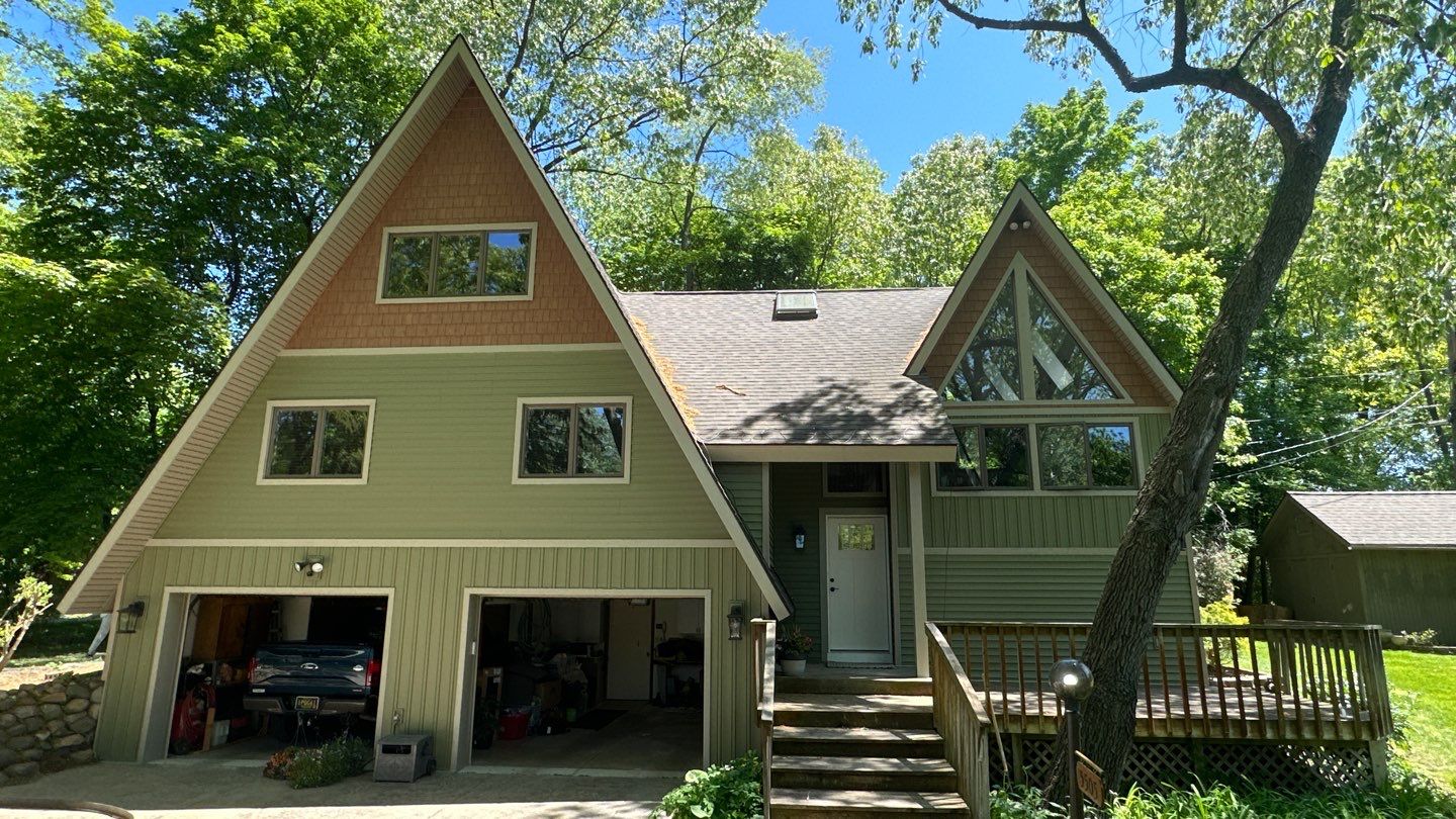 Siding Replacement using CertainTeed Restoration Classis D4 by 180 Contractors