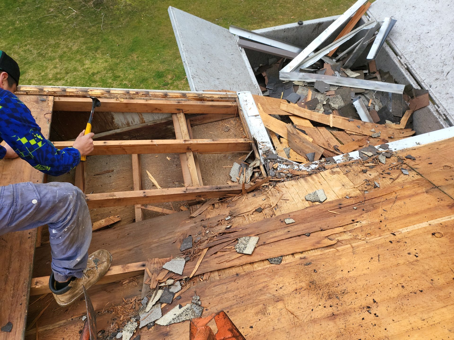 Residential Roofing Installation using Owens Corning TruDefinition Duration Designer - Black Sable by A Plus Exterior