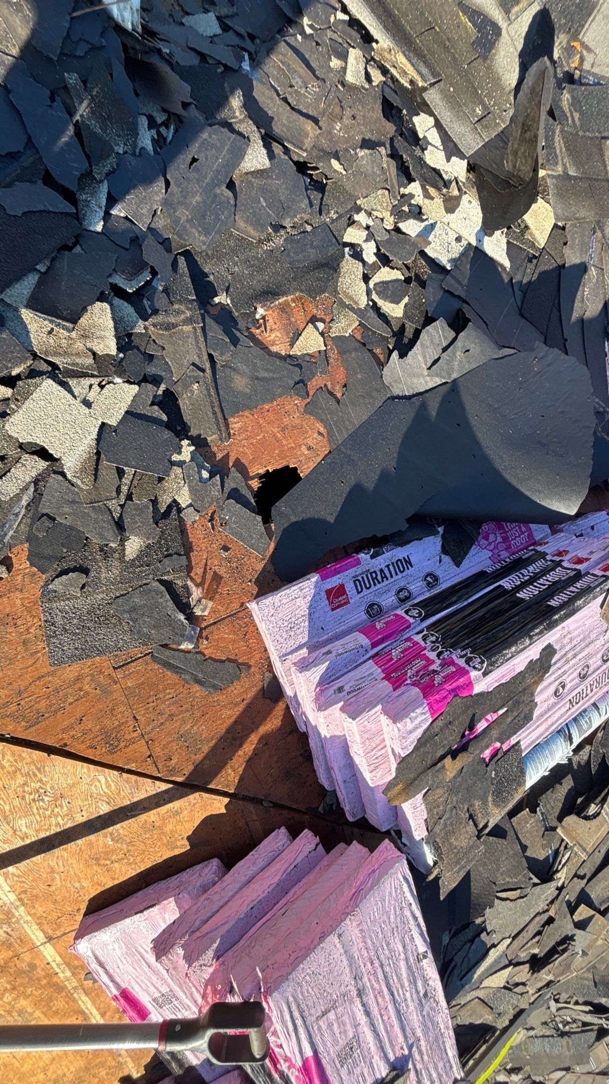 Roof Replacement using Owens Corning Brownwood by 180 Contractors
