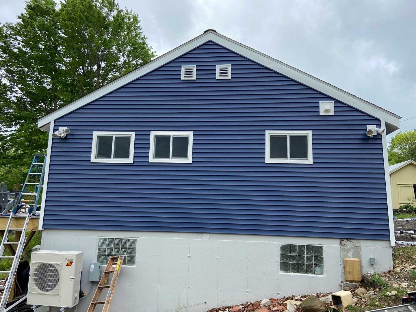 Residential Roofing Installation using Owens Corning TruDefinition by Sensible Home Solutions