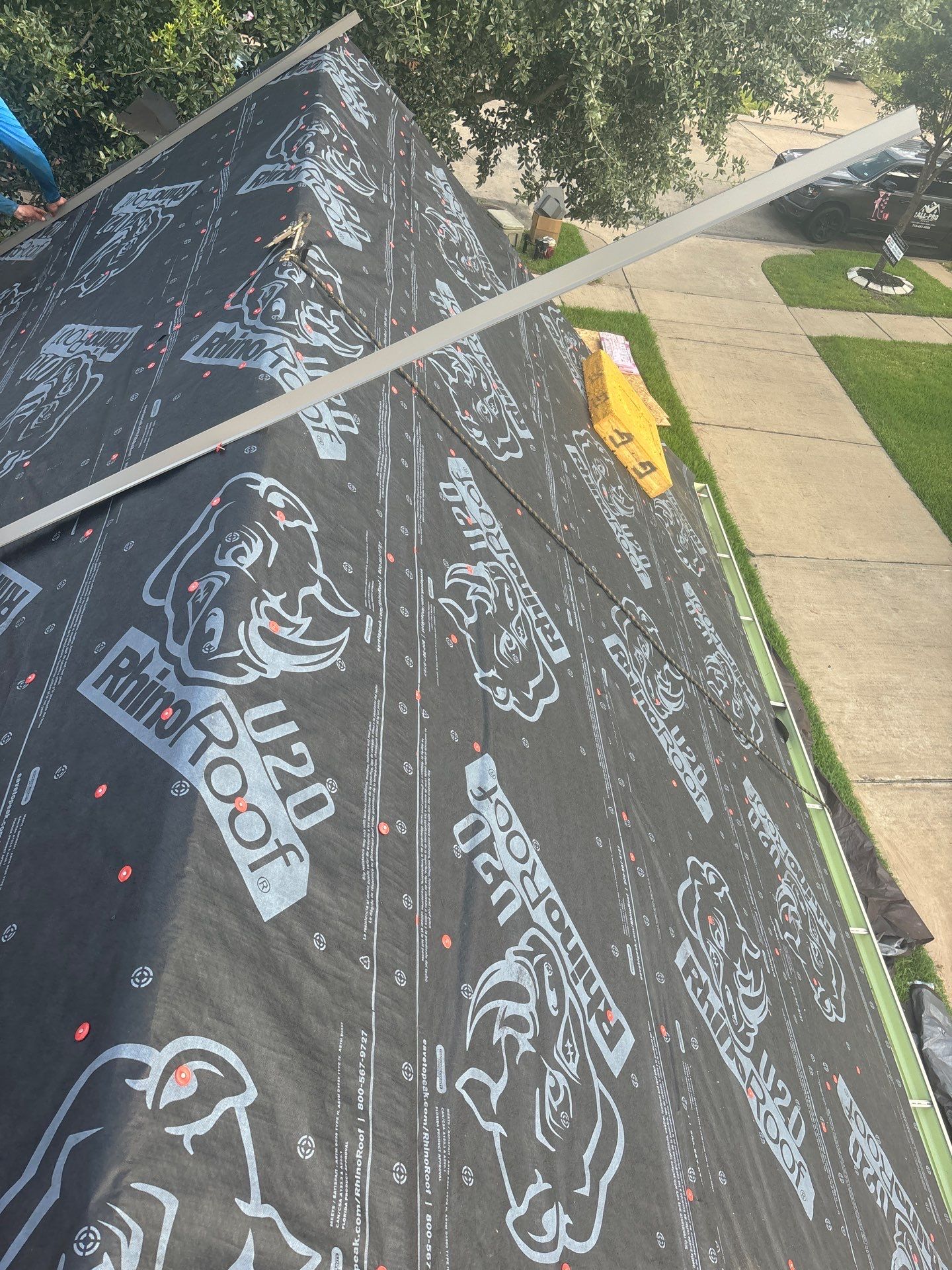 Residential Roofing Installation using Owen's Corning Duration (Lifetime) Shingles by Roof Repair Company