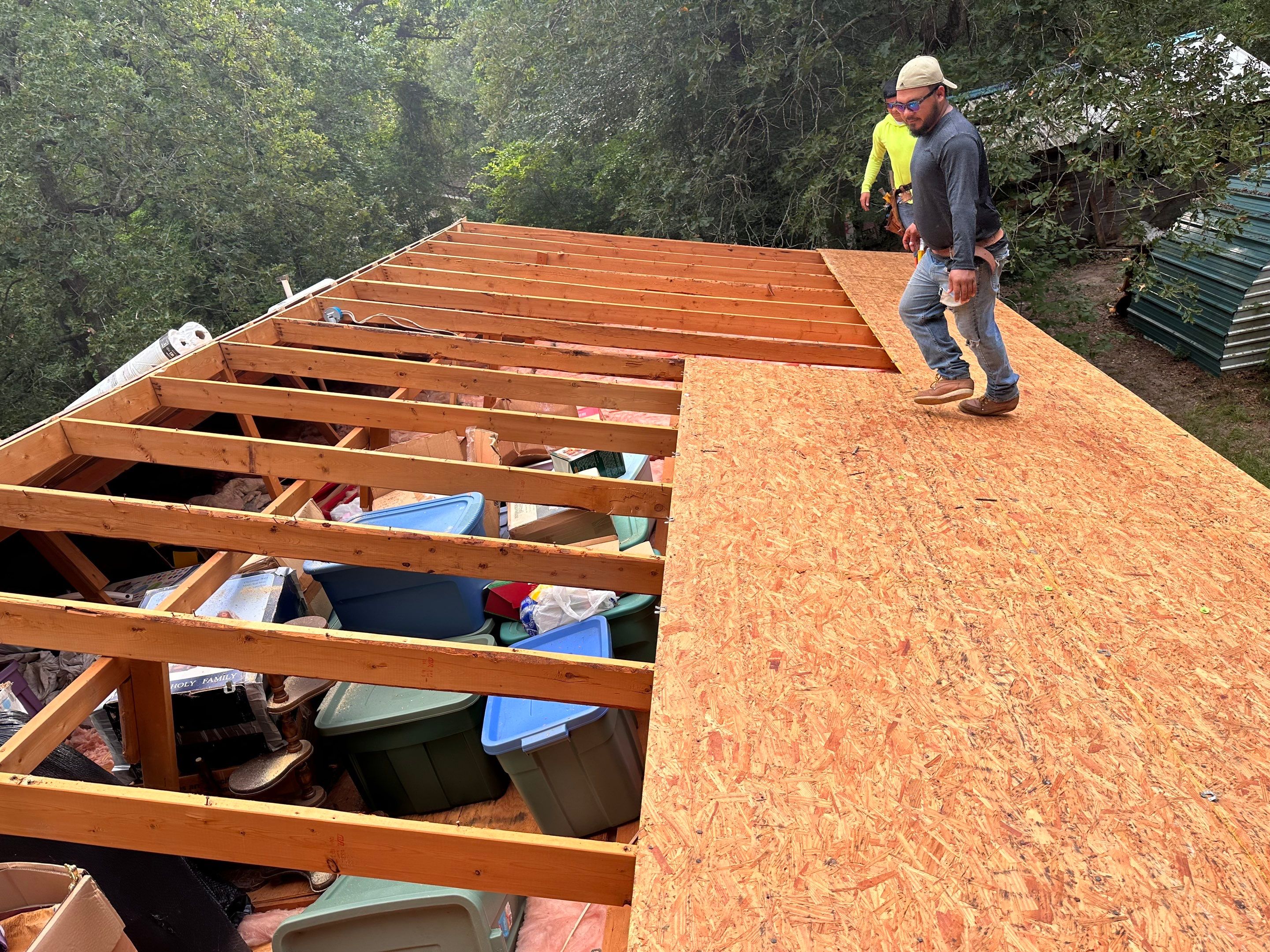Residential Roofing Installation using Owen's Corning Duration (Lifetime) Shingles by Roof Repair Company