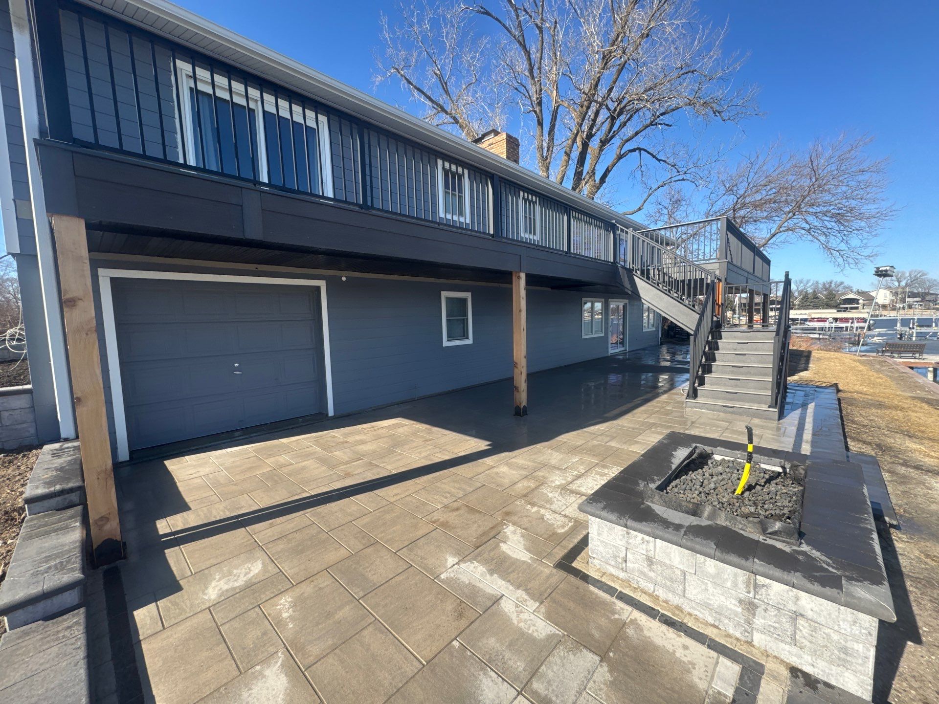 Lakehouse Deck by EAGLE EYE ENTERPRISES