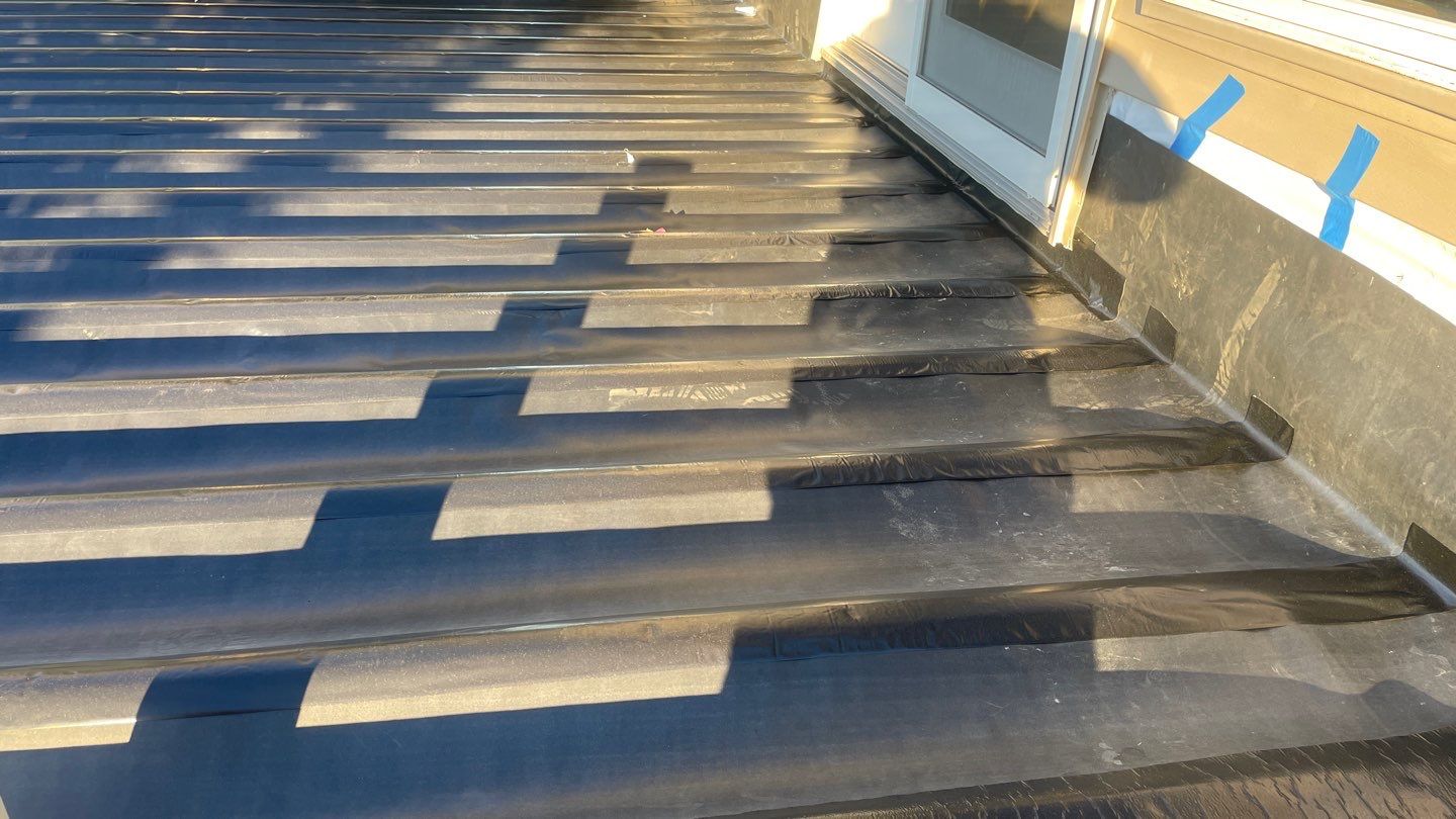 Waterfront deck In Keyport  by deck guardian