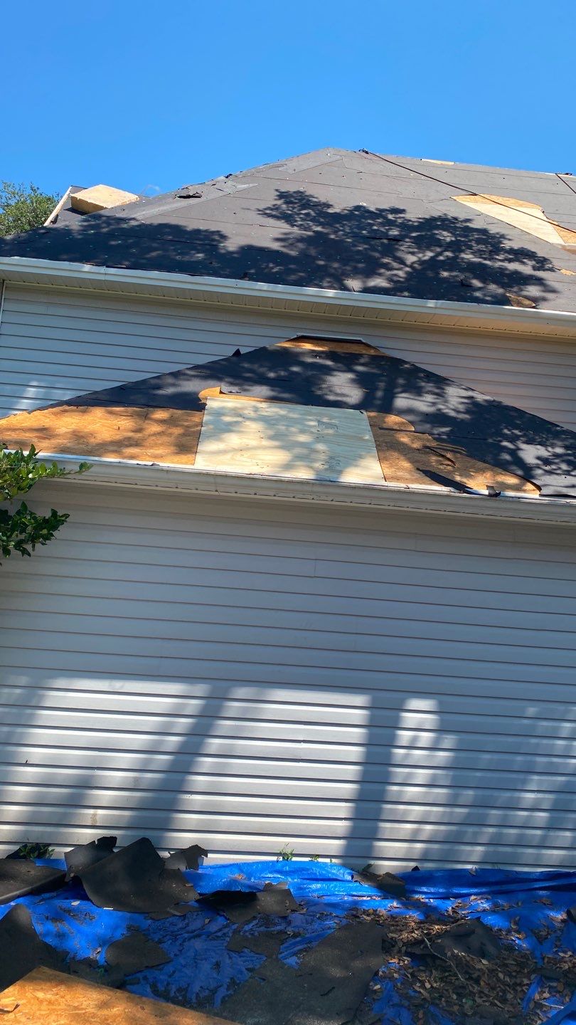 Residential Roofing Installation using Roof Replacement by American Roofing & Construction LLC
